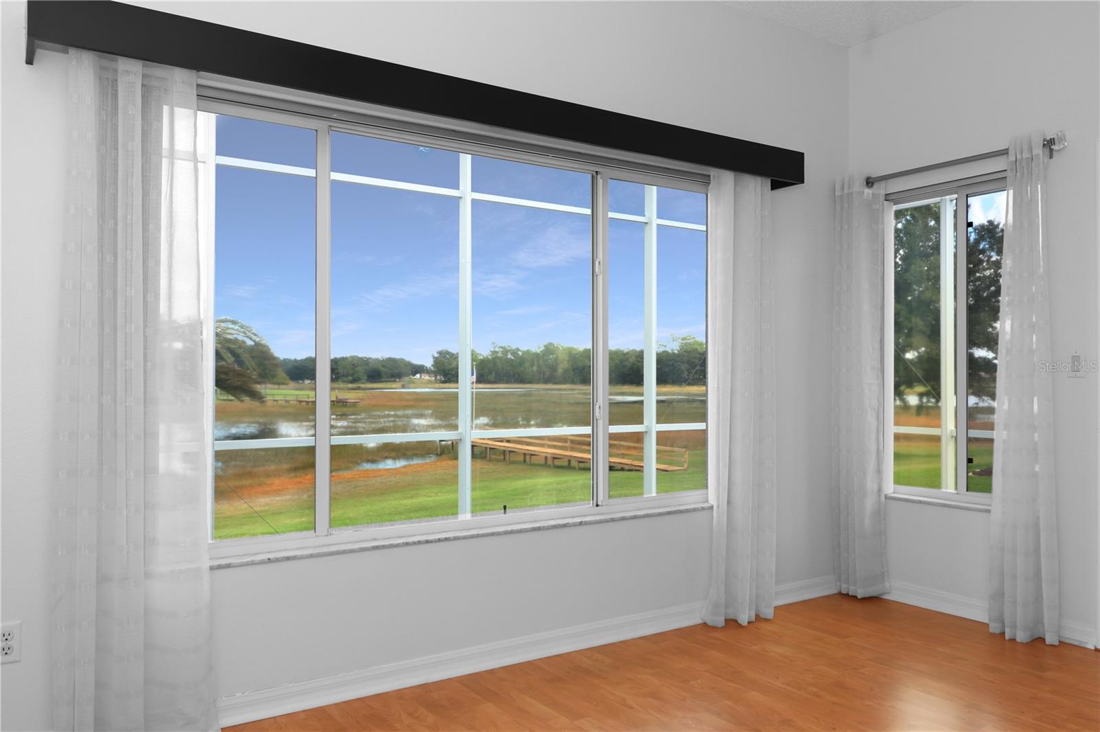 Image 14 of 40 For 21742 King John Street