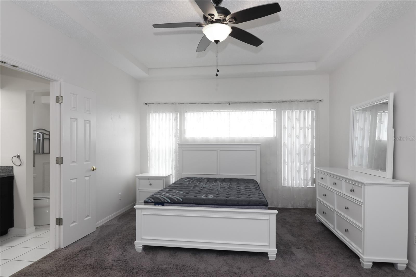 Image 17 of 40 For 21742 King John Street