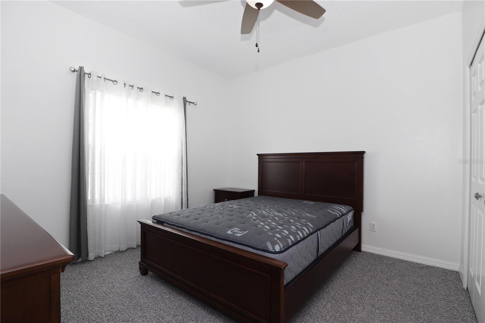 Image 22 of 40 For 21742 King John Street