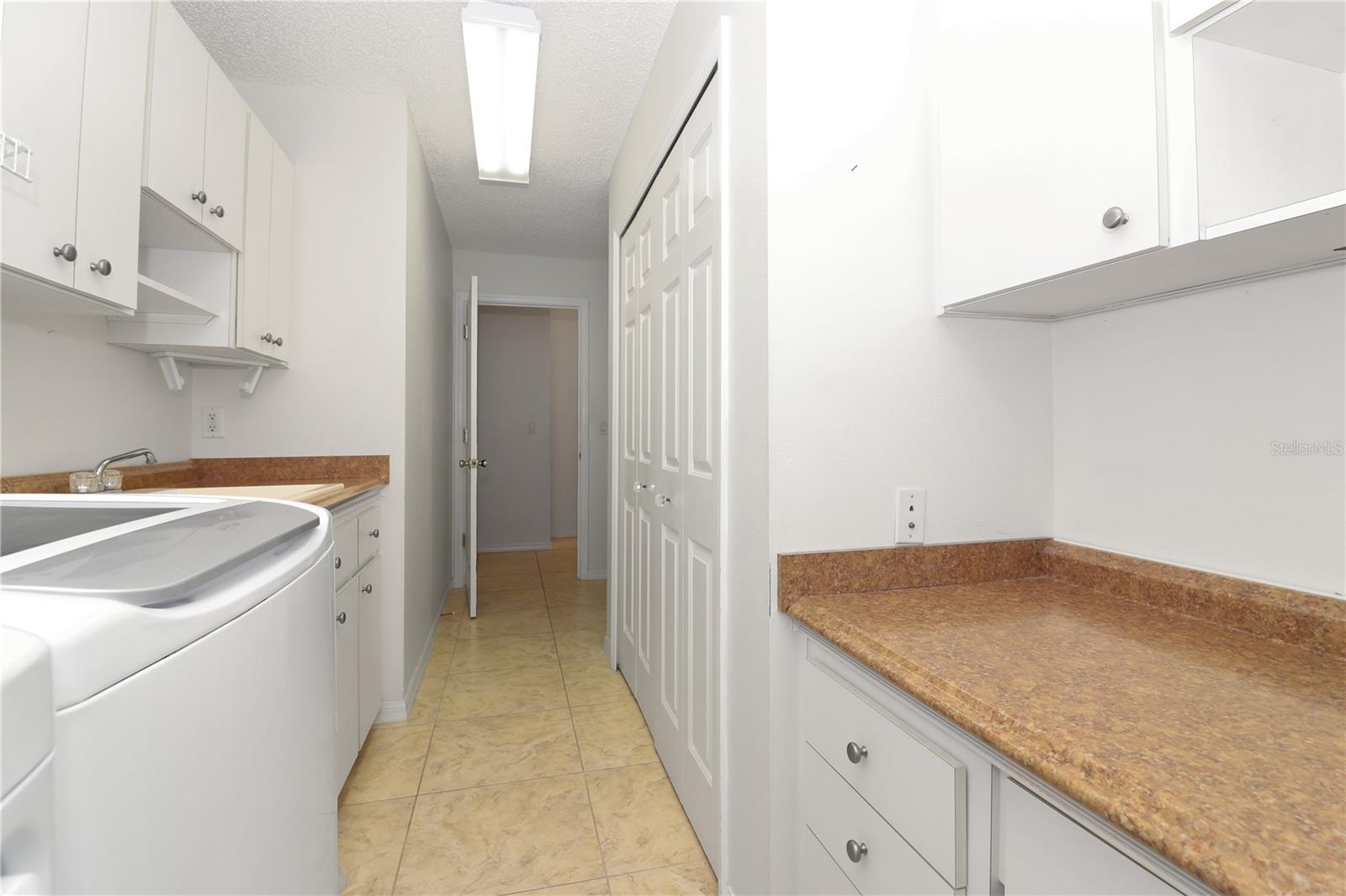 Image 26 of 40 For 21742 King John Street