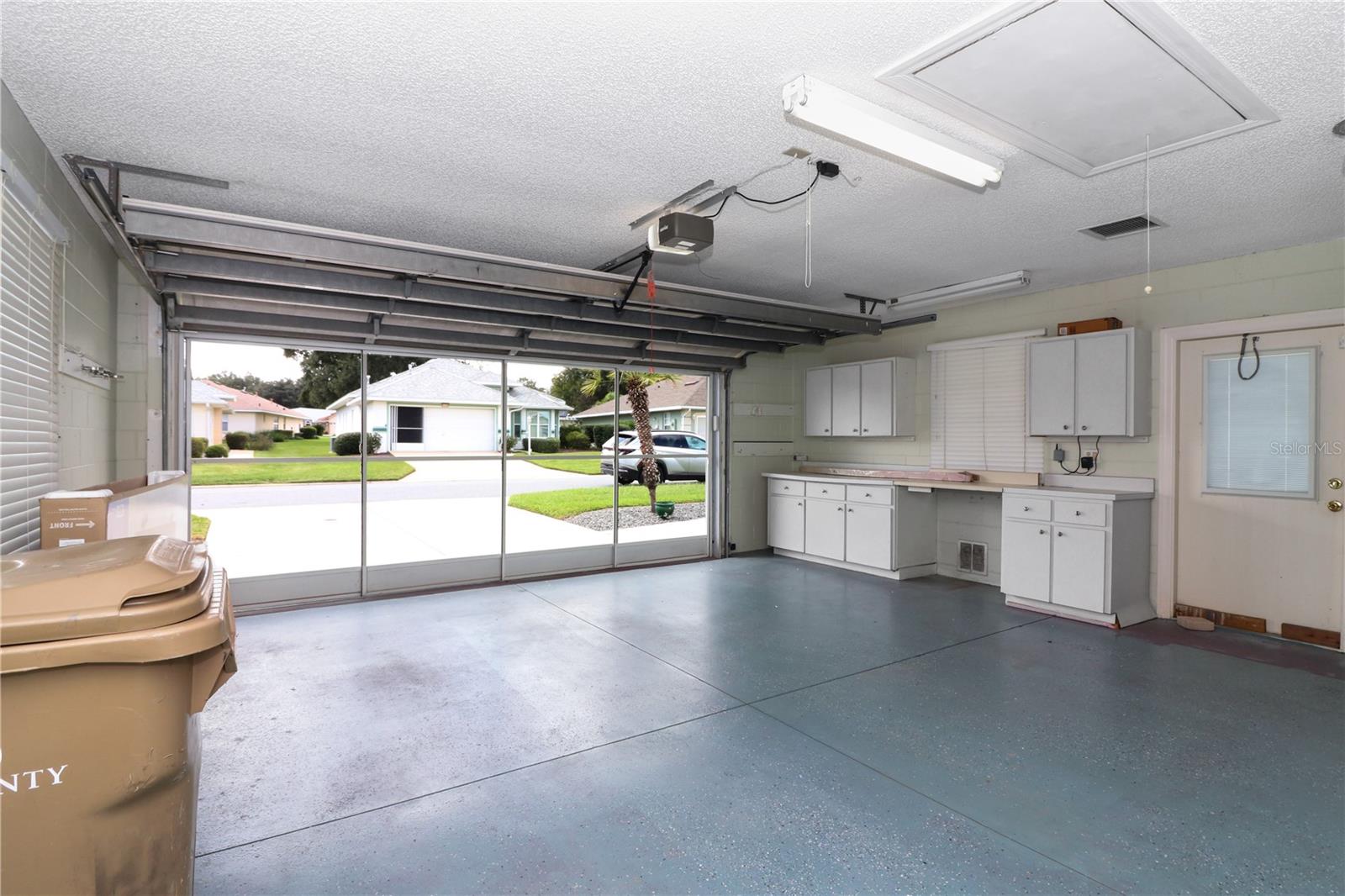 Image 27 of 40 For 21742 King John Street