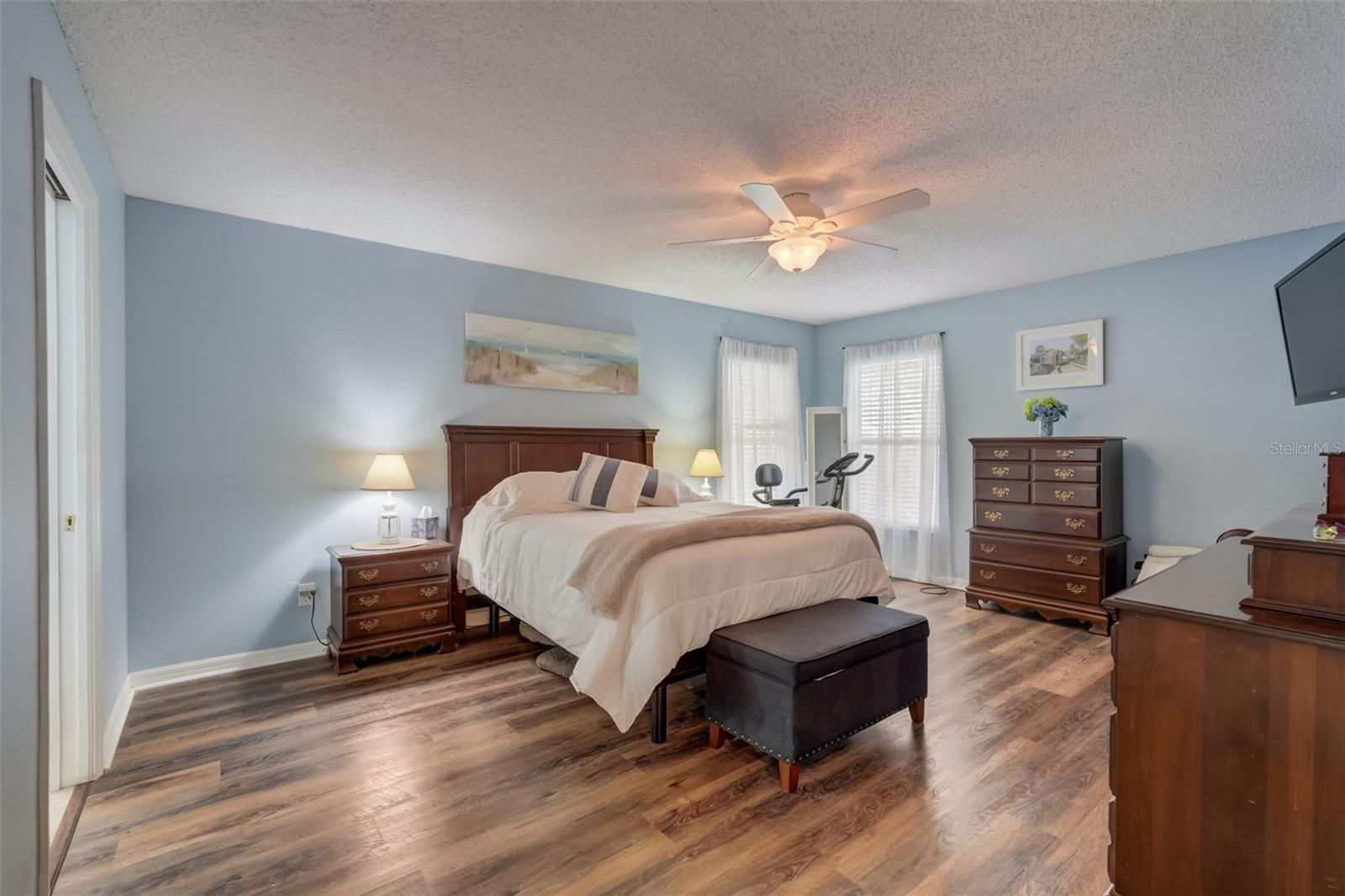 Image 5 of 12 For 2236 Lake Pointe Circle