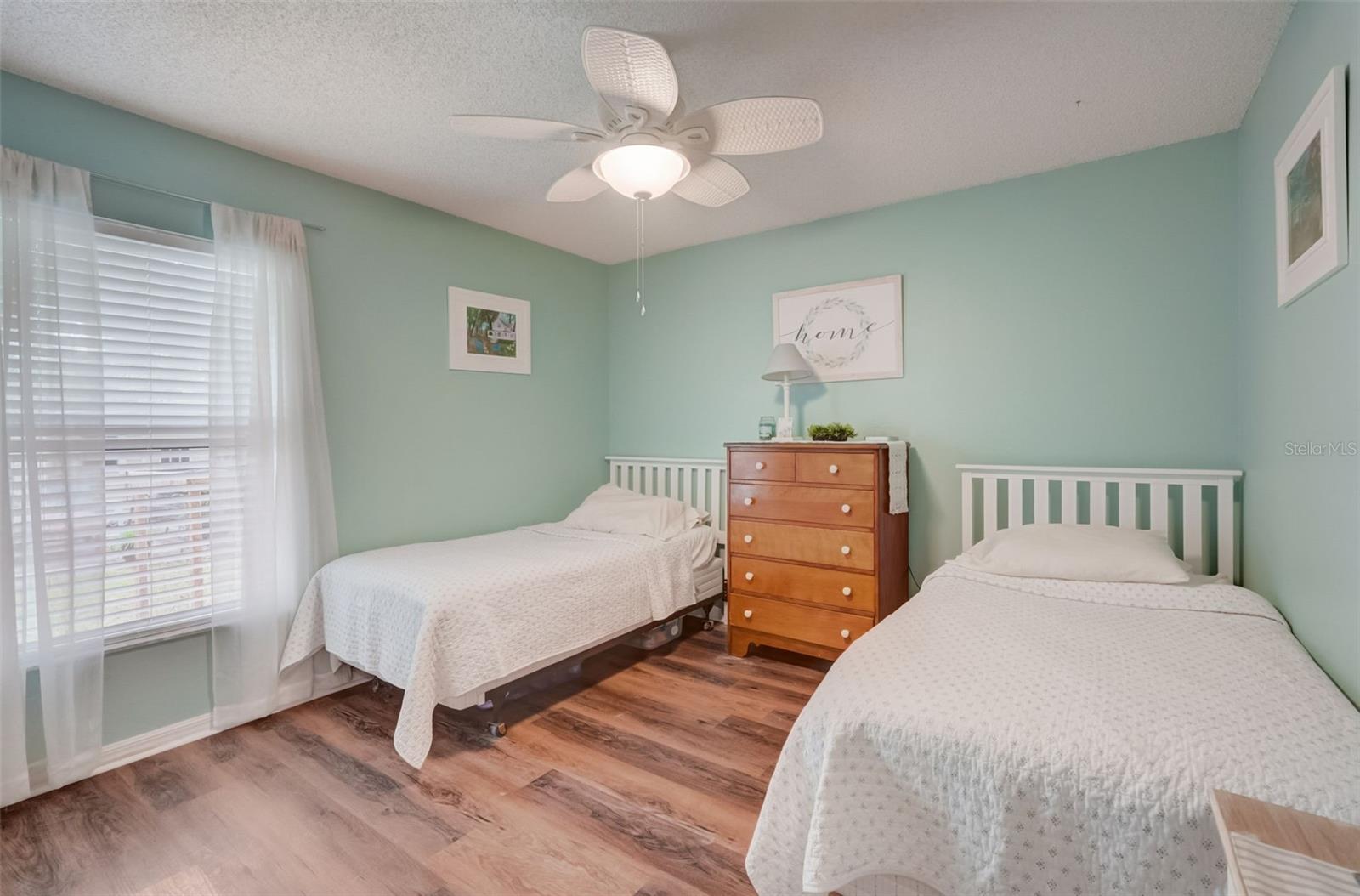 Image 7 of 12 For 2236 Lake Pointe Circle