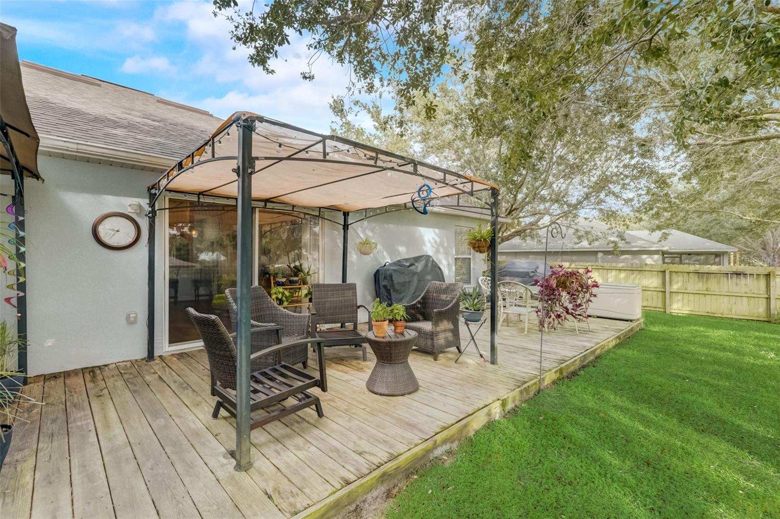 Image 9 of 12 For 2236 Lake Pointe Circle