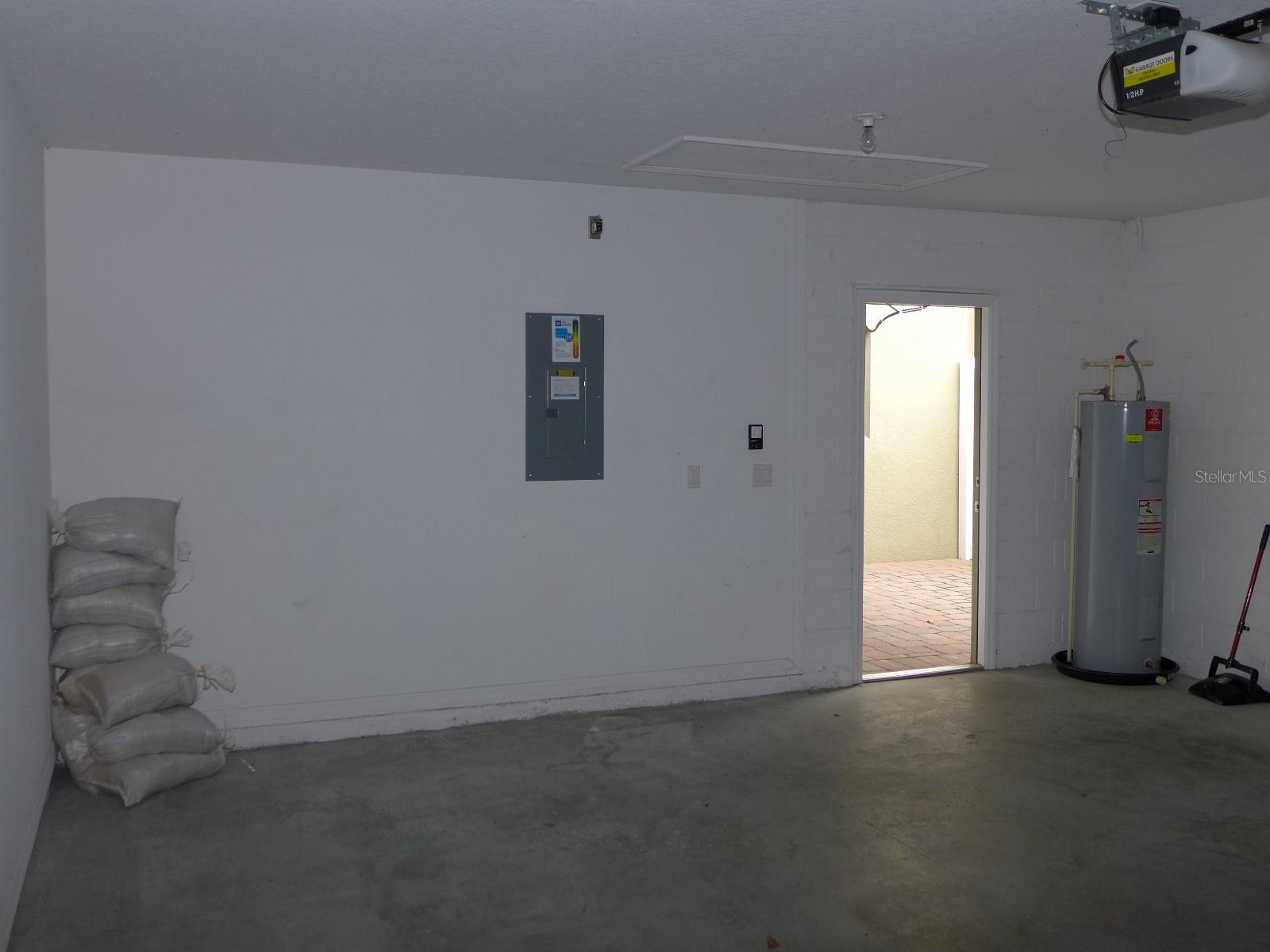 Image 25 of 27 For 531 Juniper Springs Drive