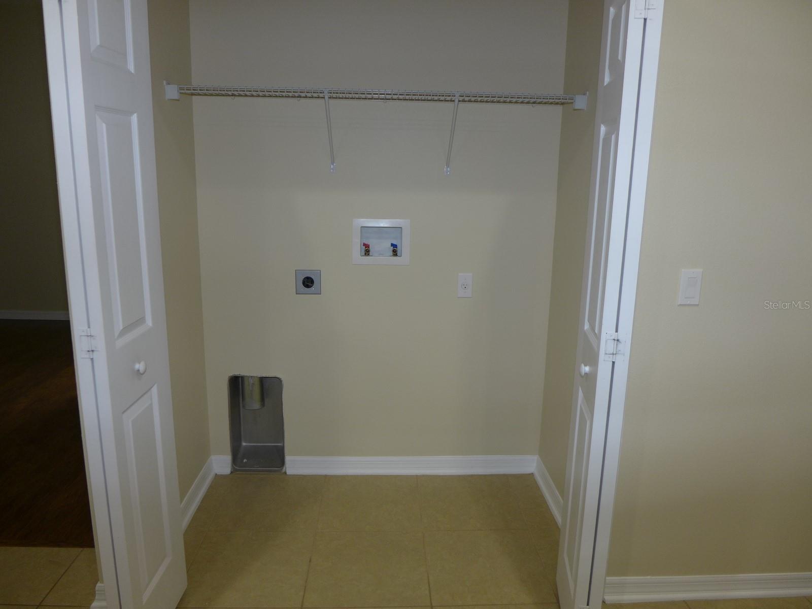 Image 6 of 27 For 531 Juniper Springs Drive