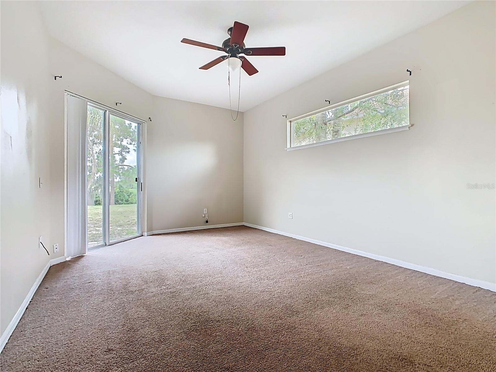 Image 19 of 35 For 213 Grand Reserve Drive