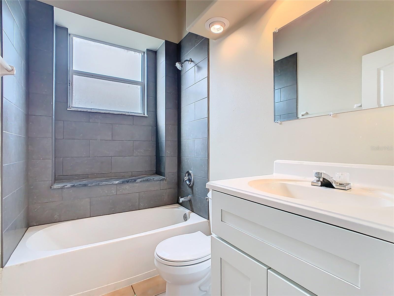 Image 28 of 35 For 213 Grand Reserve Drive