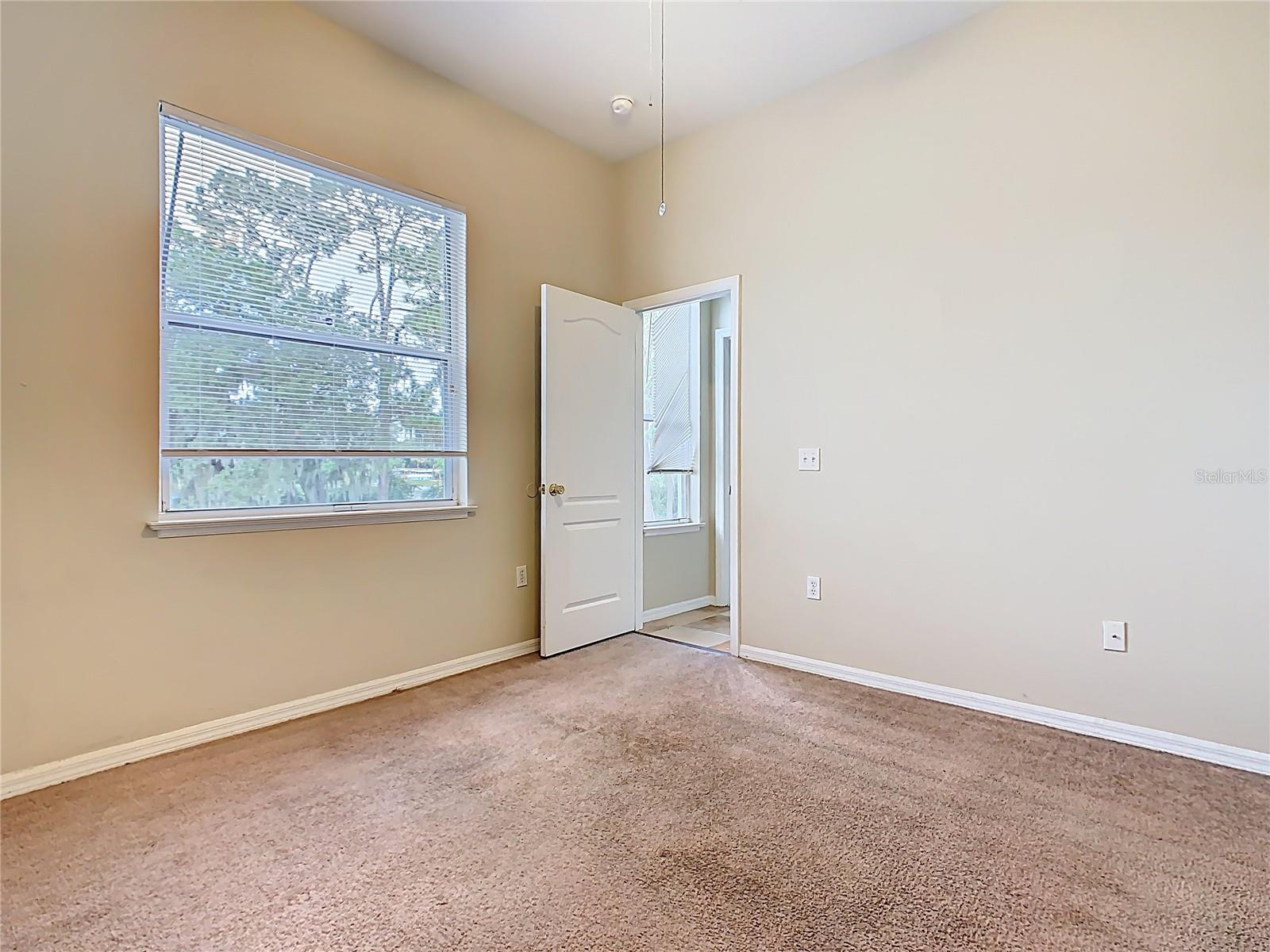 Image 30 of 35 For 213 Grand Reserve Drive