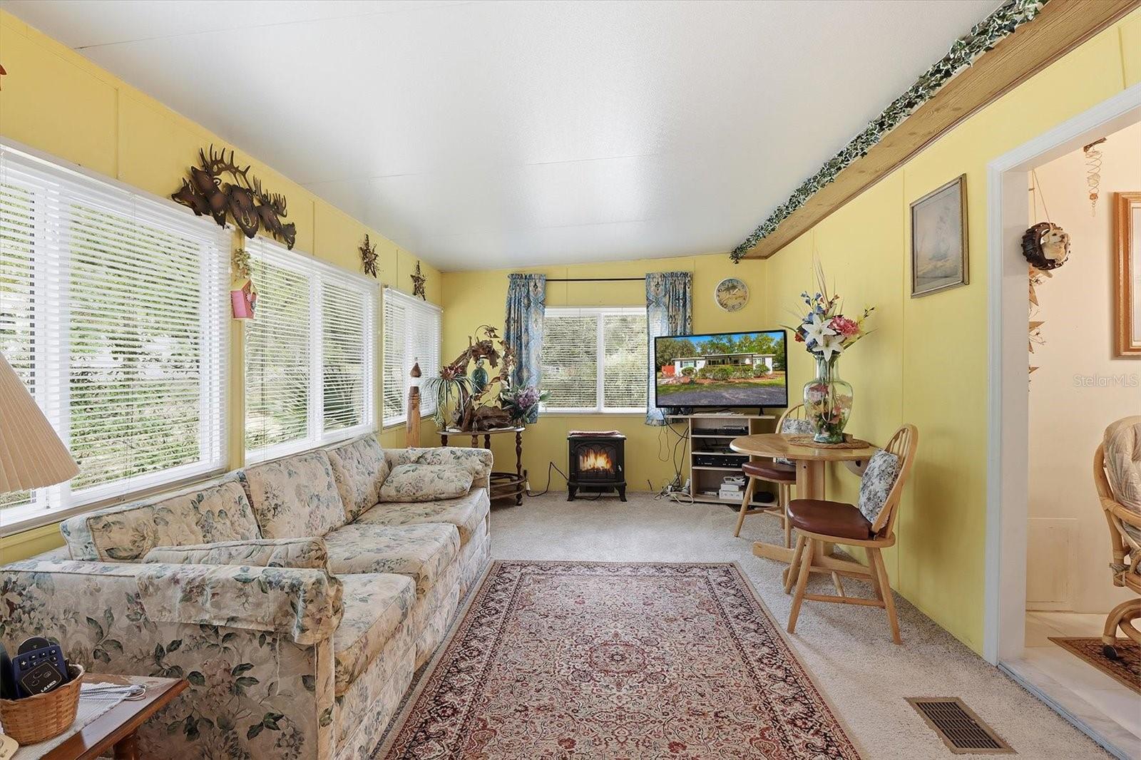 Image 26 of 46 For 2911 Raccoon Court