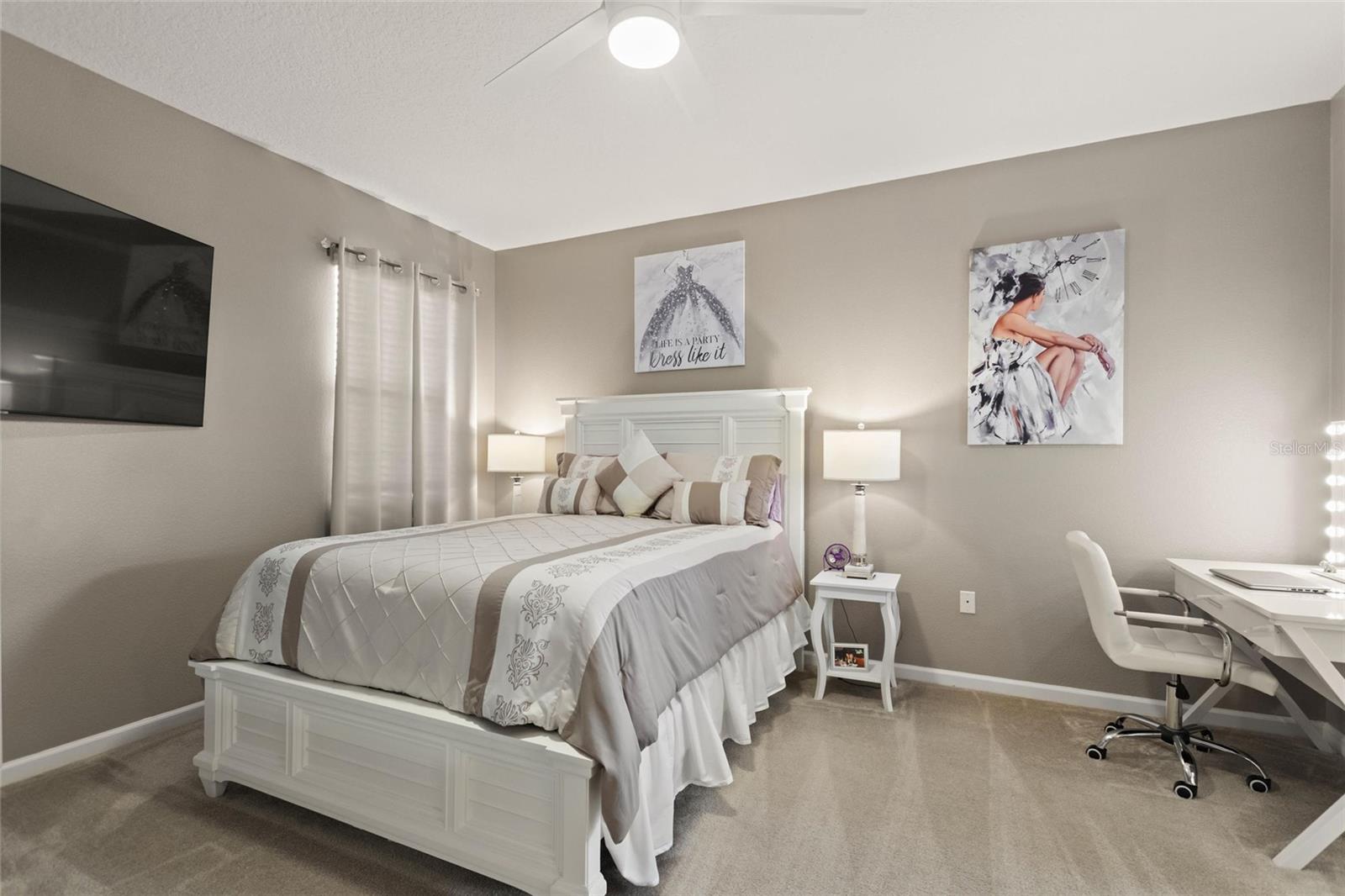 Image 22 of 60 For 428 Sapphire Drive