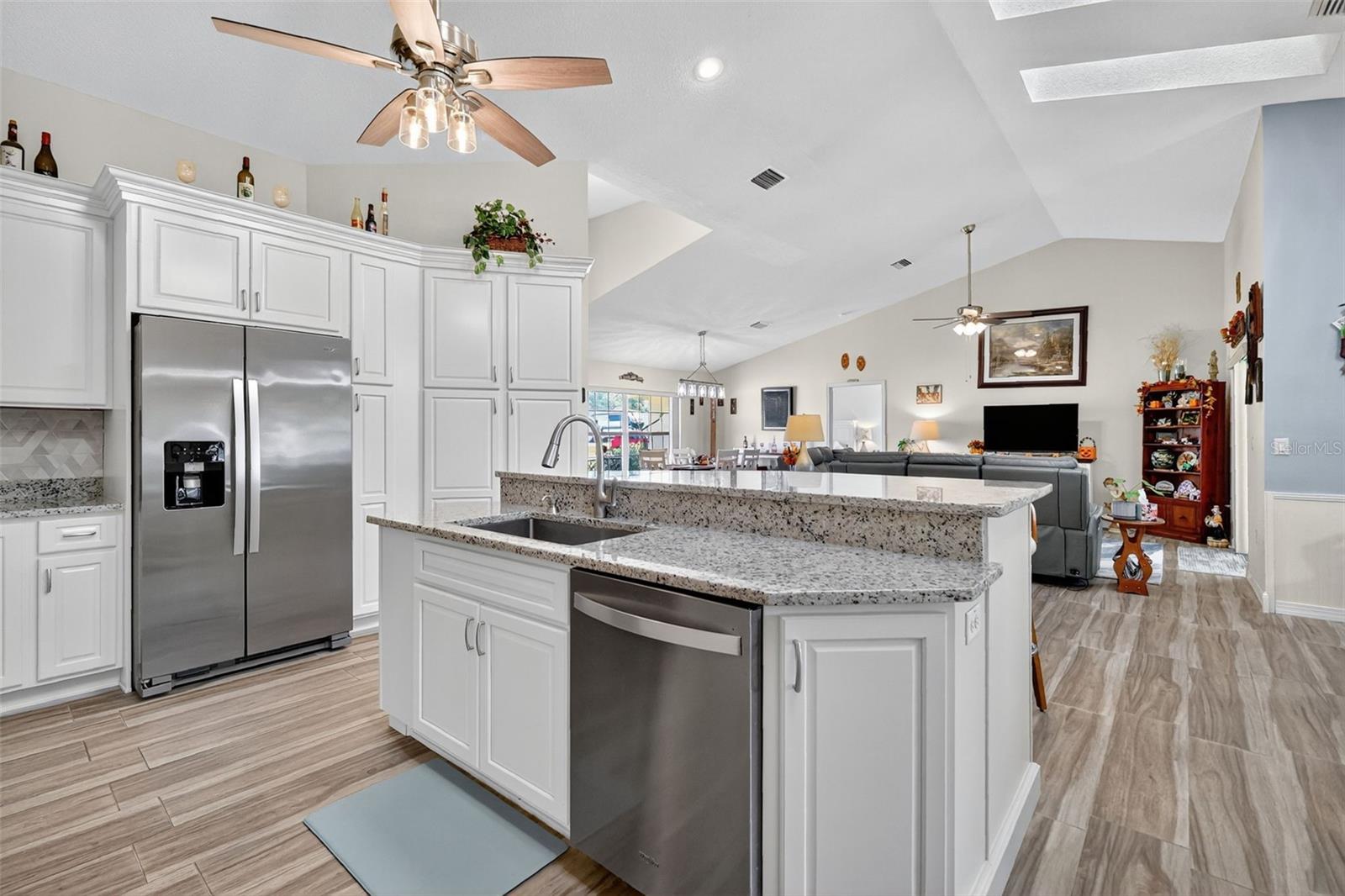 Image 17 of 37 For 14 62nd Terrace