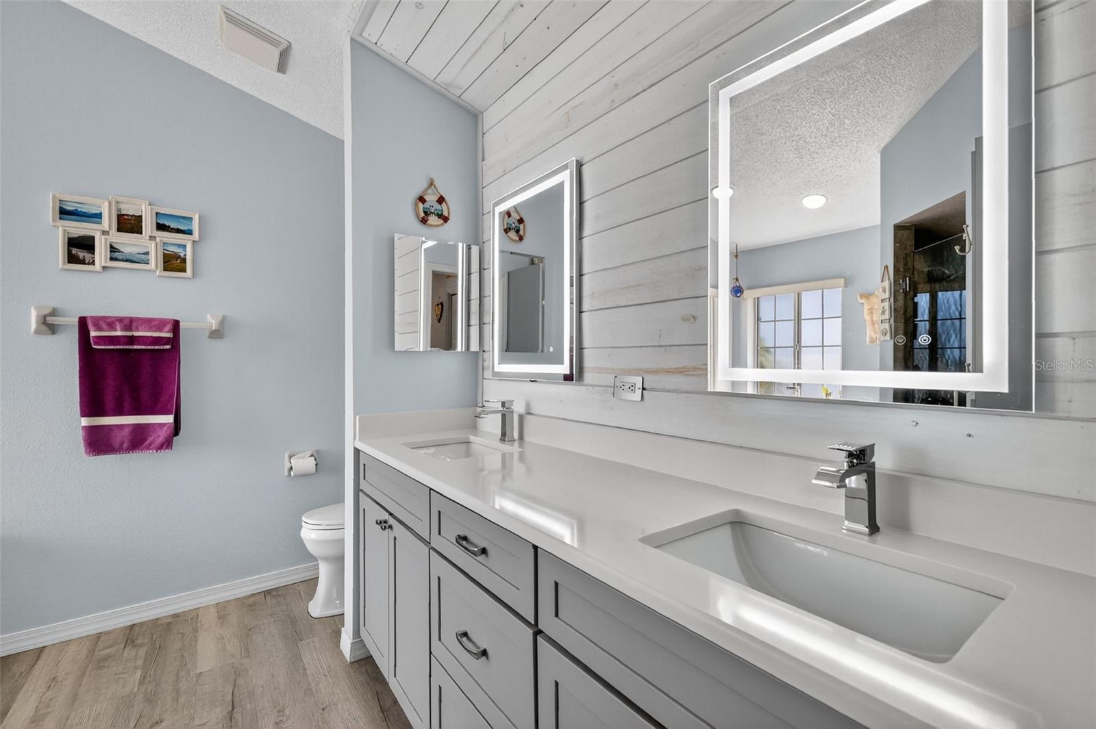 Image 23 of 37 For 14 62nd Terrace