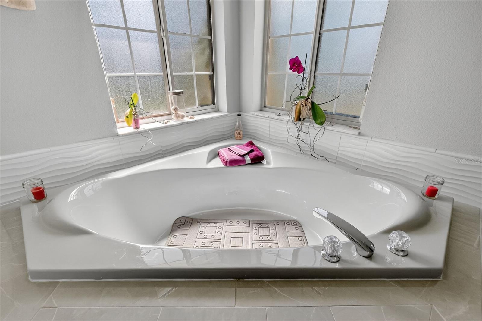 Image 25 of 37 For 14 62nd Terrace