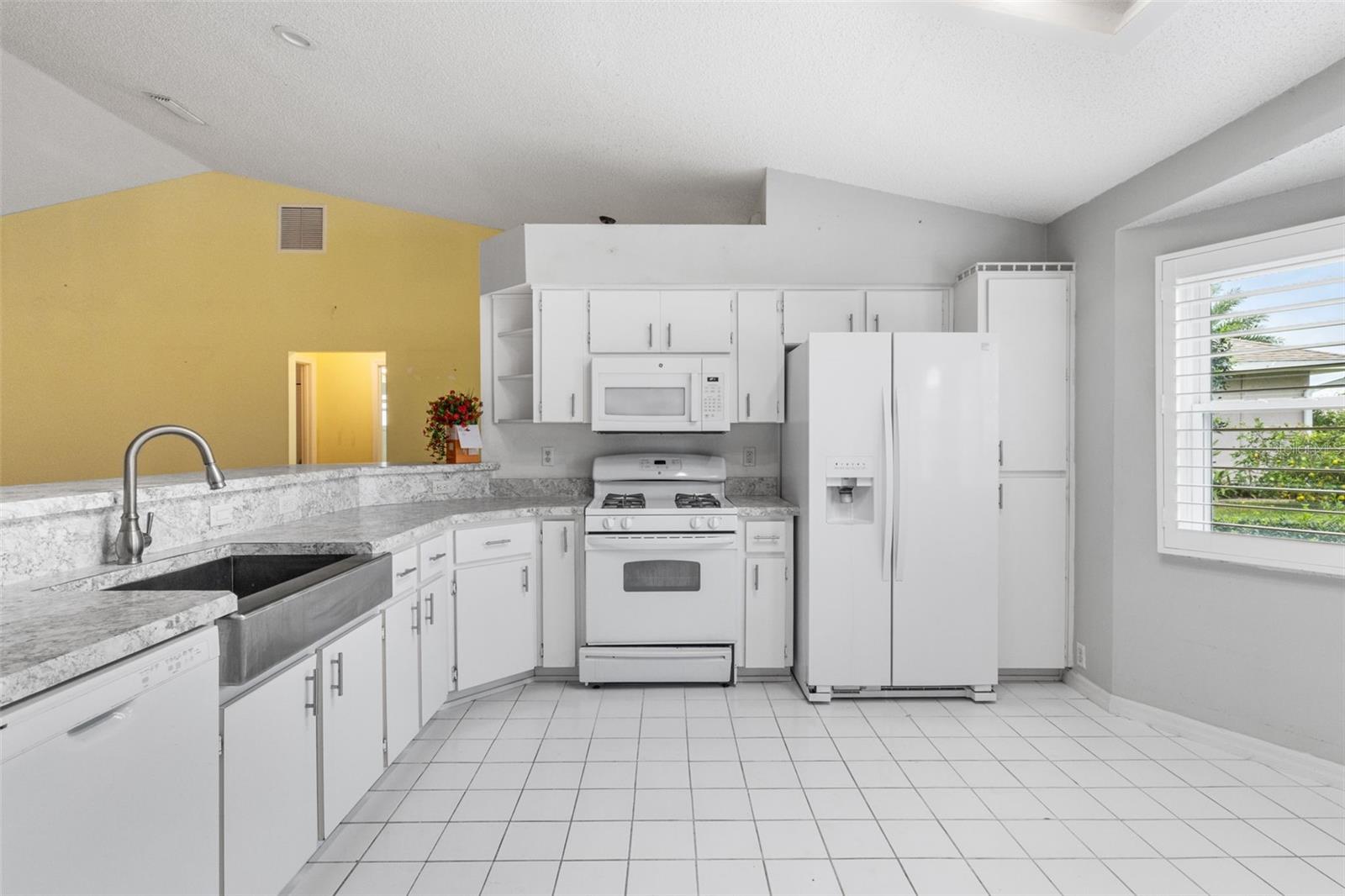 Image 11 of 67 For 5124 Links Lane