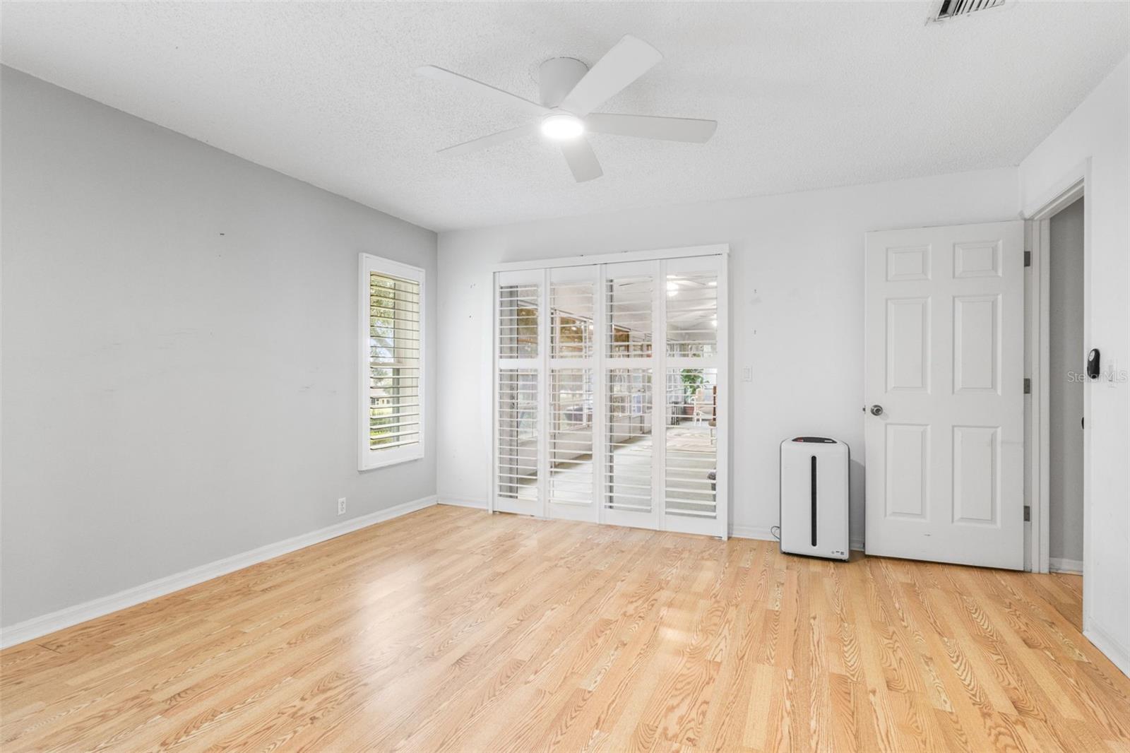 Image 16 of 67 For 5124 Links Lane