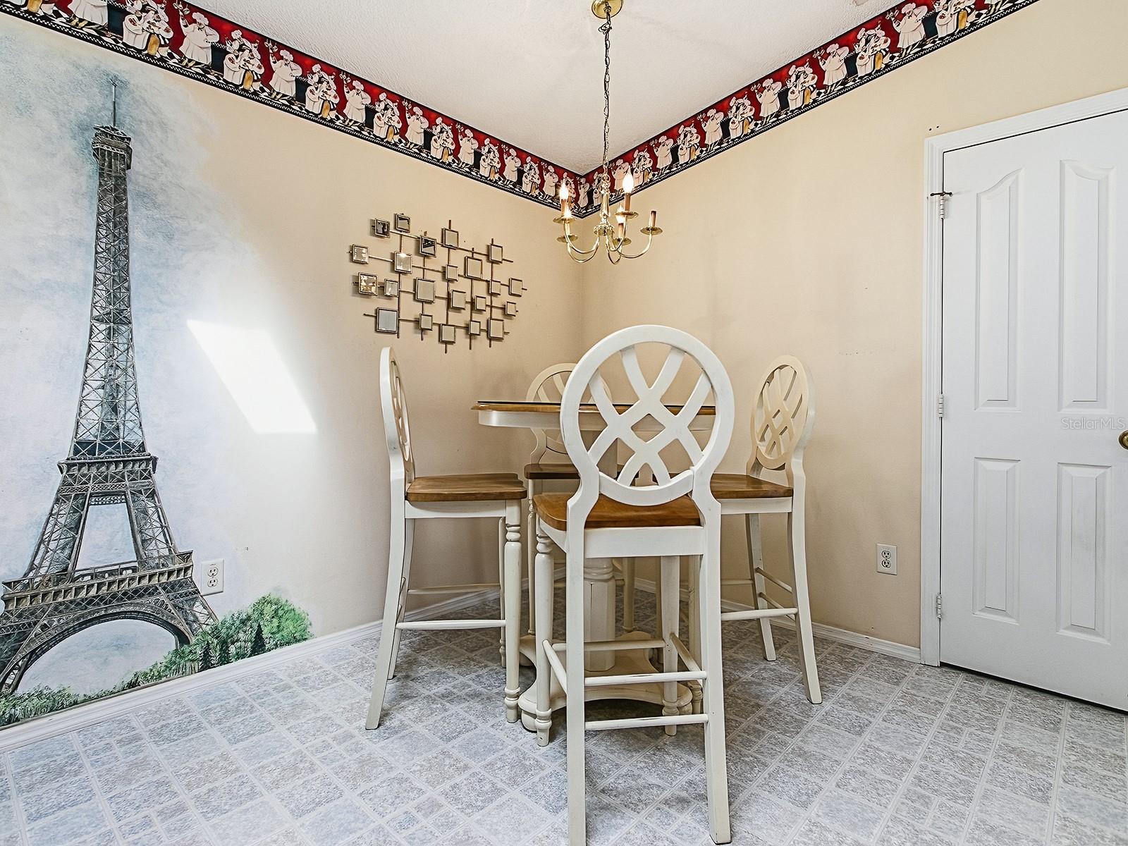 Image 13 of 43 For 16978 94th Sunnybrook Circle