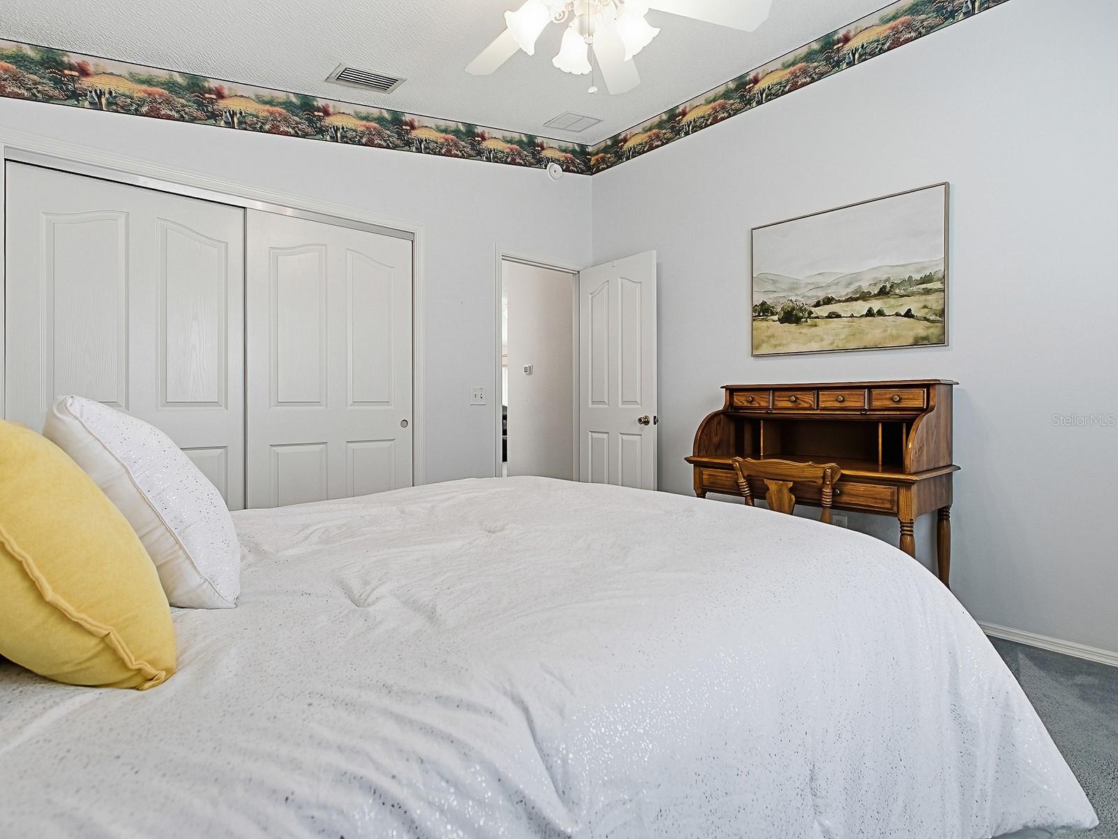 Image 22 of 43 For 16978 94th Sunnybrook Circle