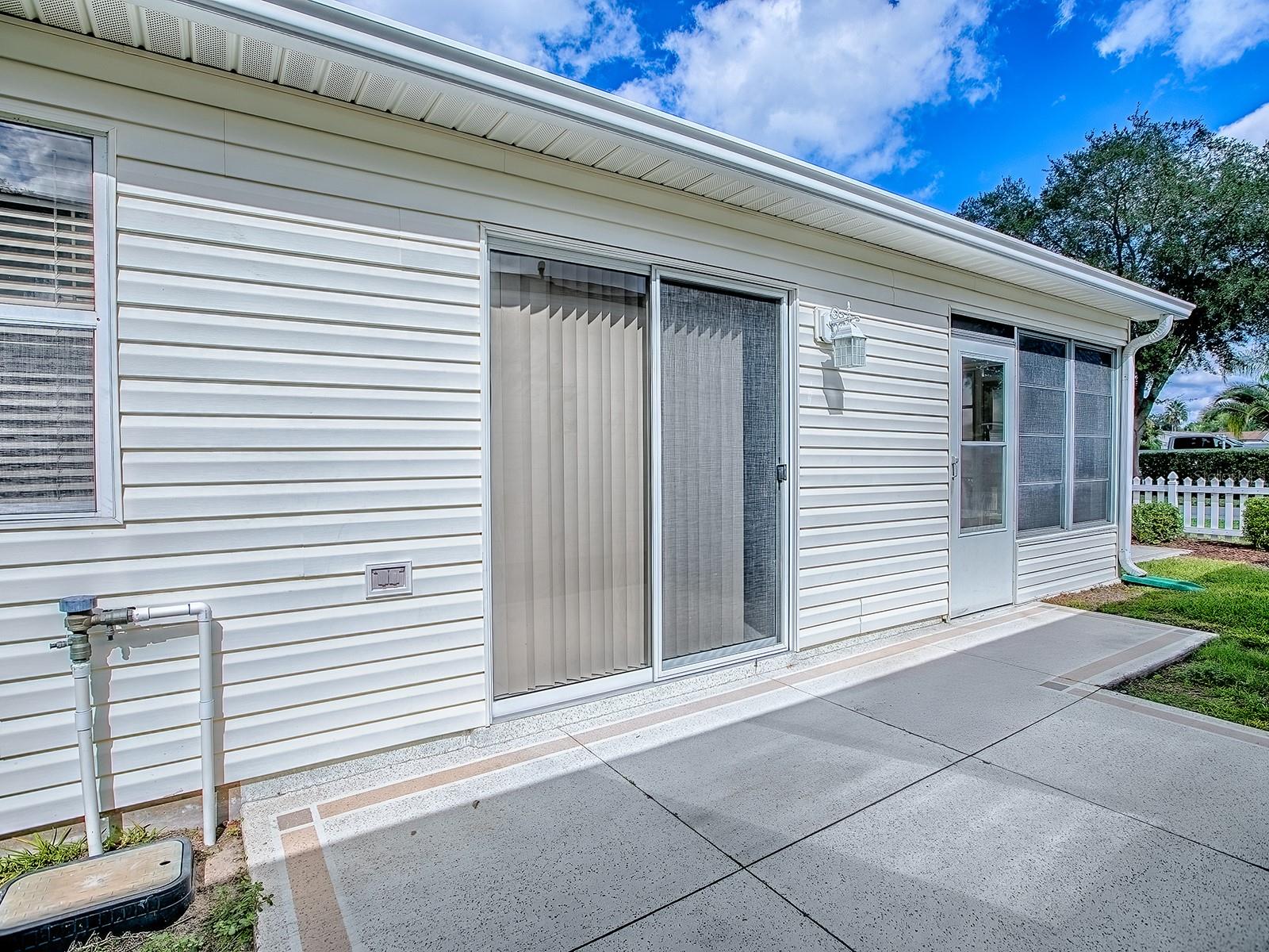 Image 24 of 43 For 16978 94th Sunnybrook Circle