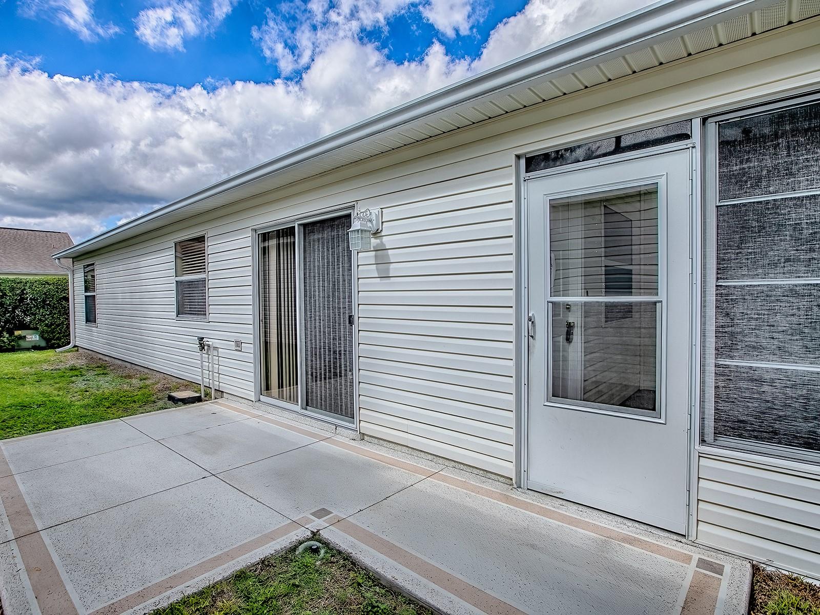 Image 25 of 43 For 16978 94th Sunnybrook Circle