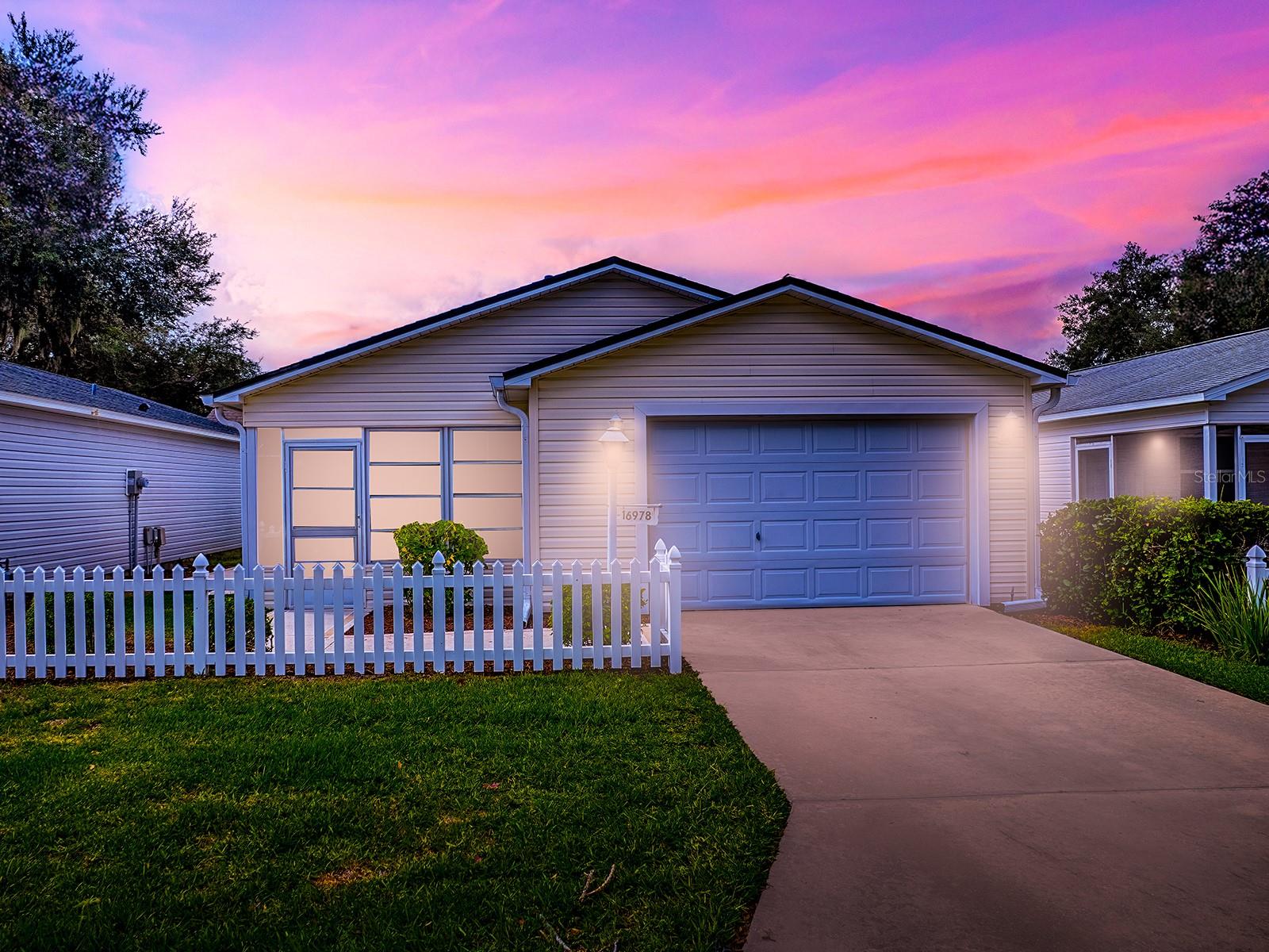 Image 41 of 43 For 16978 94th Sunnybrook Circle