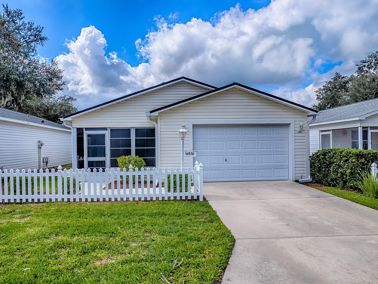 Image 43 of 43 For 16978 94th Sunnybrook Circle