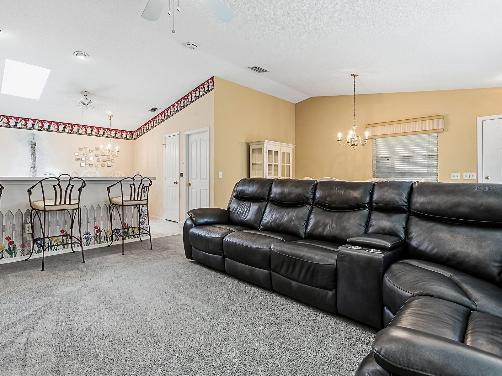 Image 6 of 43 For 16978 94th Sunnybrook Circle