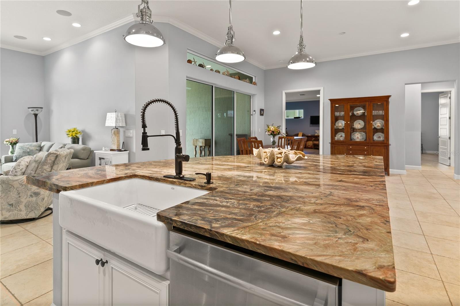 Image 14 of 60 For 8065 Bridgeport Bay Circle