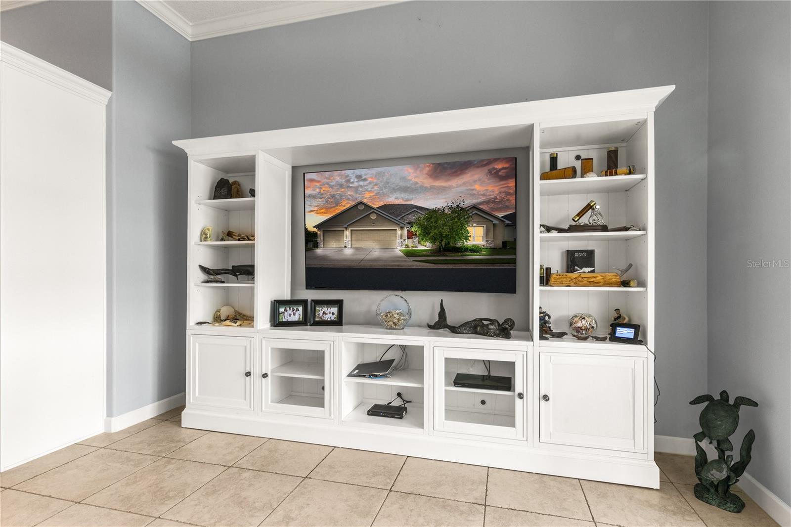 Image 19 of 60 For 8065 Bridgeport Bay Circle