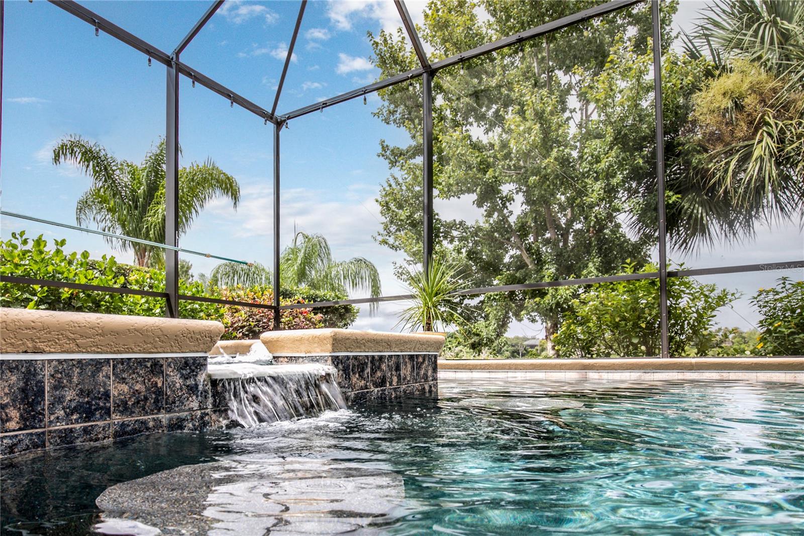 Image 55 of 60 For 8065 Bridgeport Bay Circle