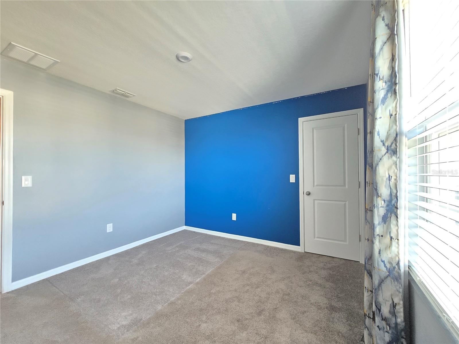 Image 9 of 19 For 564 Meadow Bend Drive