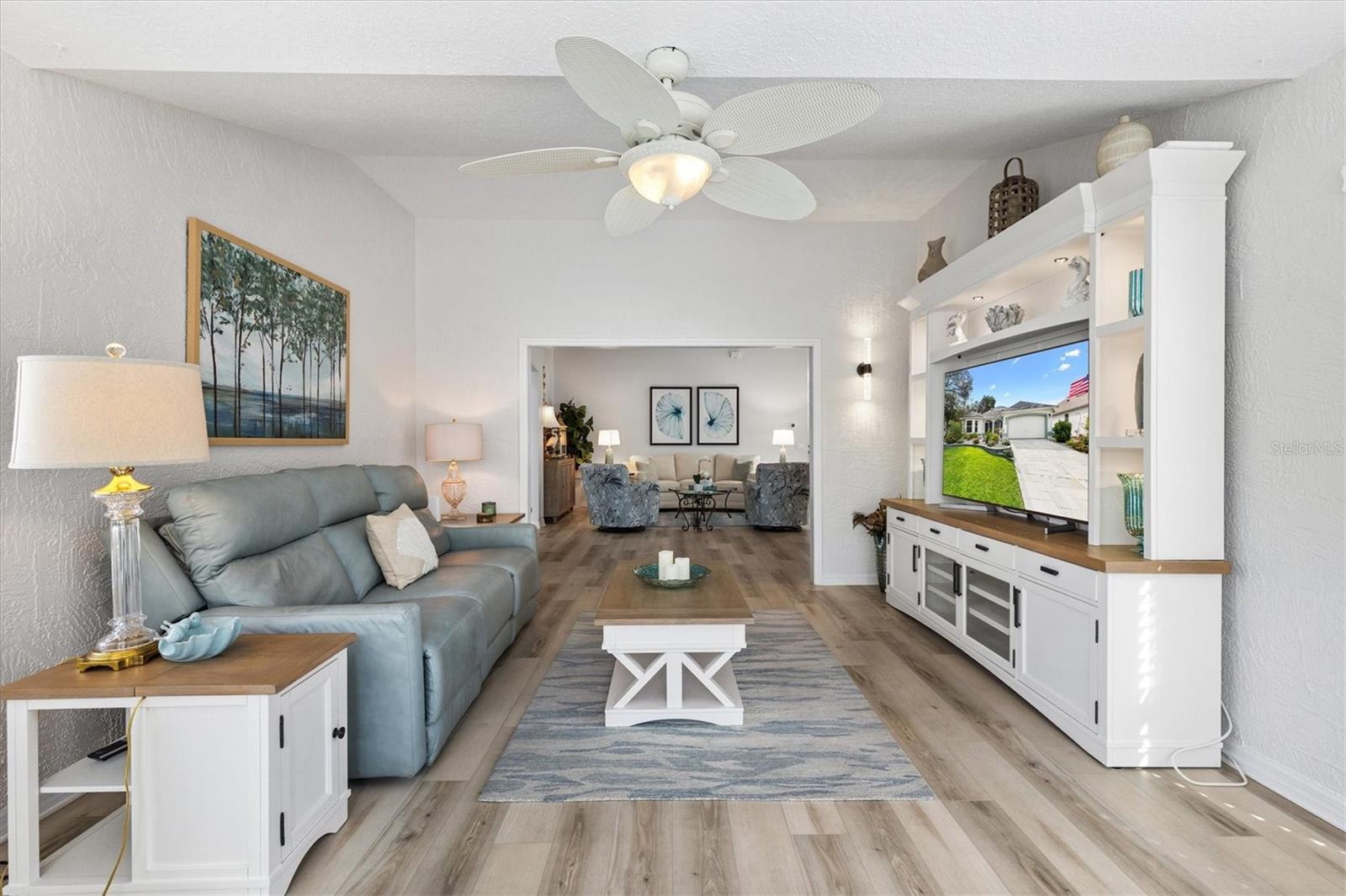 Image 16 of 45 For 515 Loma Paseo Drive