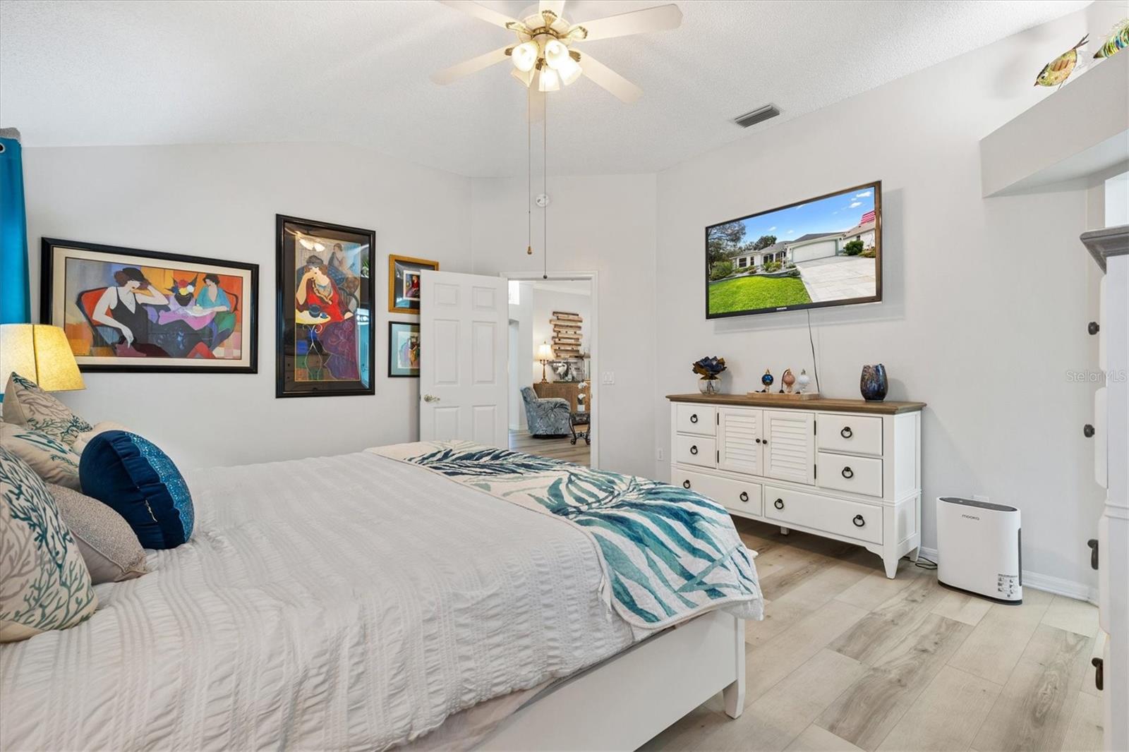 Image 19 of 45 For 515 Loma Paseo Drive