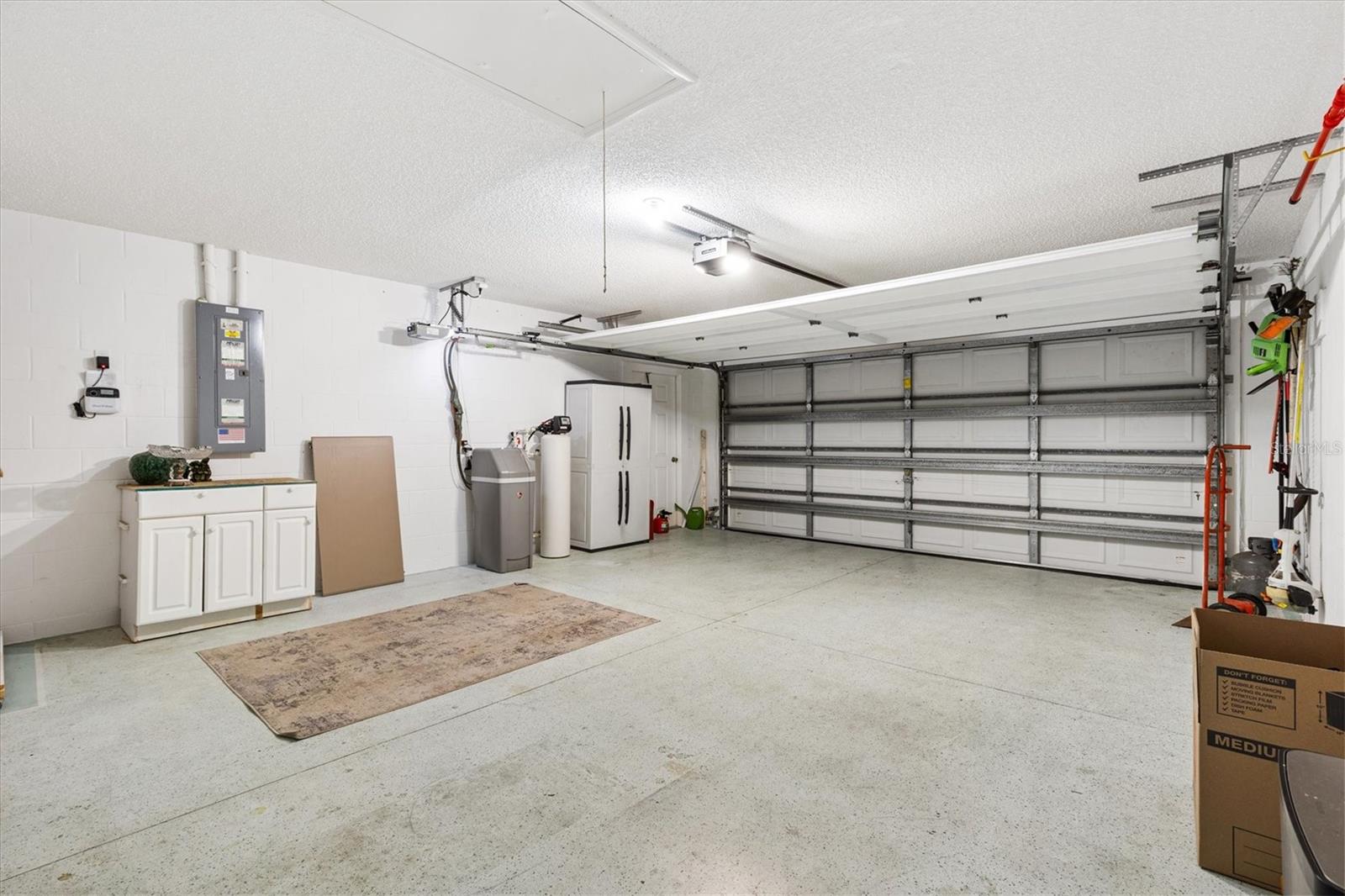 Image 31 of 45 For 515 Loma Paseo Drive