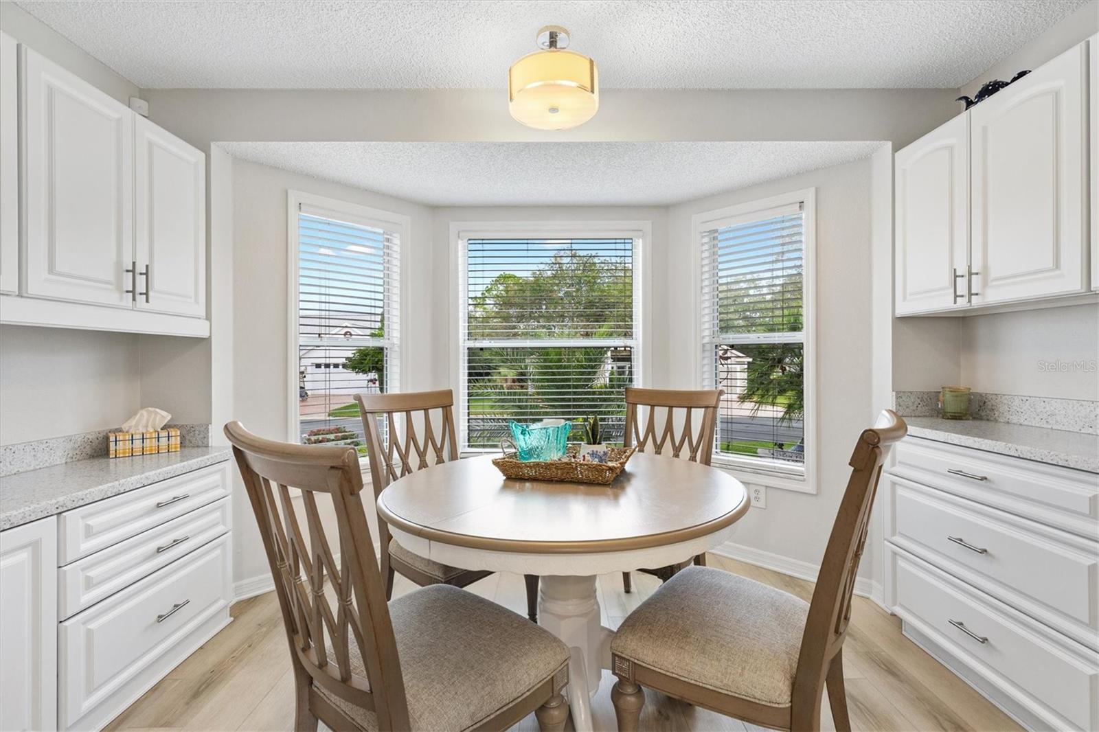 Image 8 of 45 For 515 Loma Paseo Drive