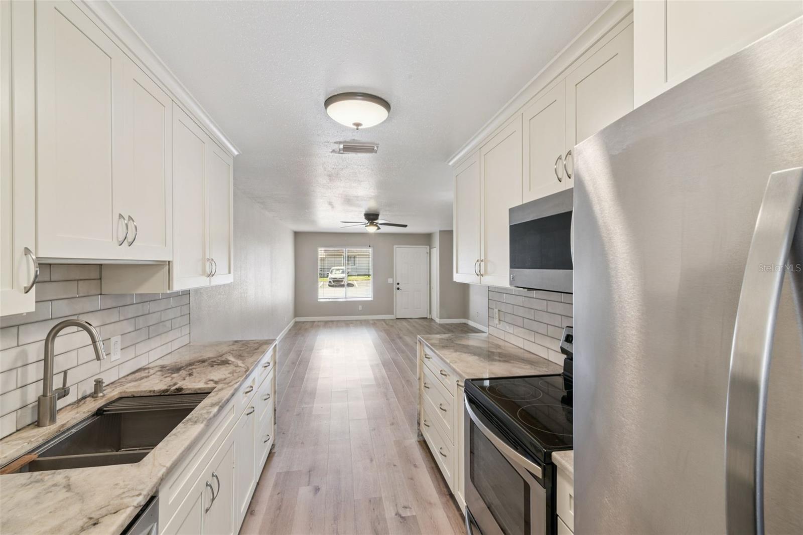 Image 13 of 32 For 30128 Tavares Ridge Boulevard 30128