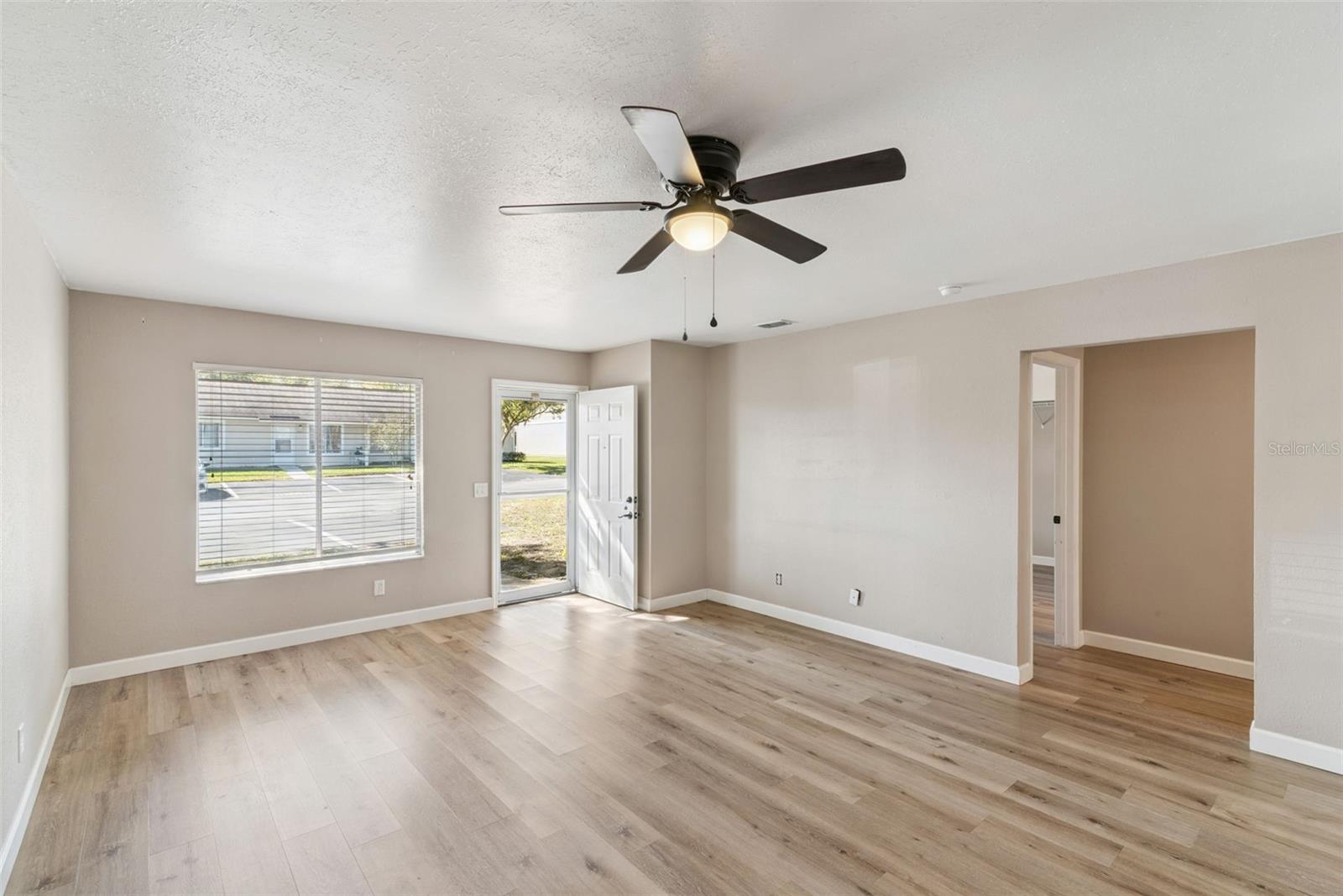 Image 4 of 32 For 30128 Tavares Ridge Boulevard 30128