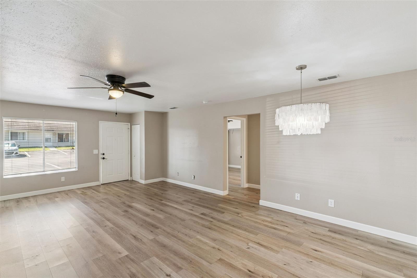 Image 5 of 32 For 30128 Tavares Ridge Boulevard 30128