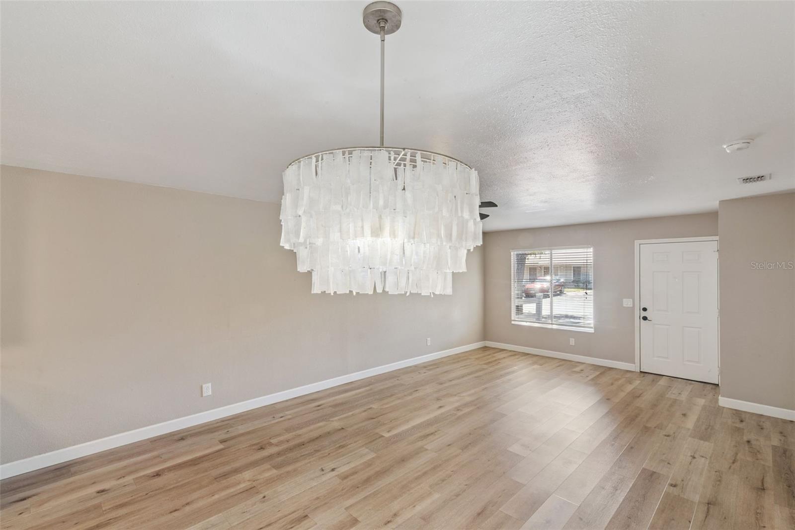 Image 6 of 32 For 30128 Tavares Ridge Boulevard 30128