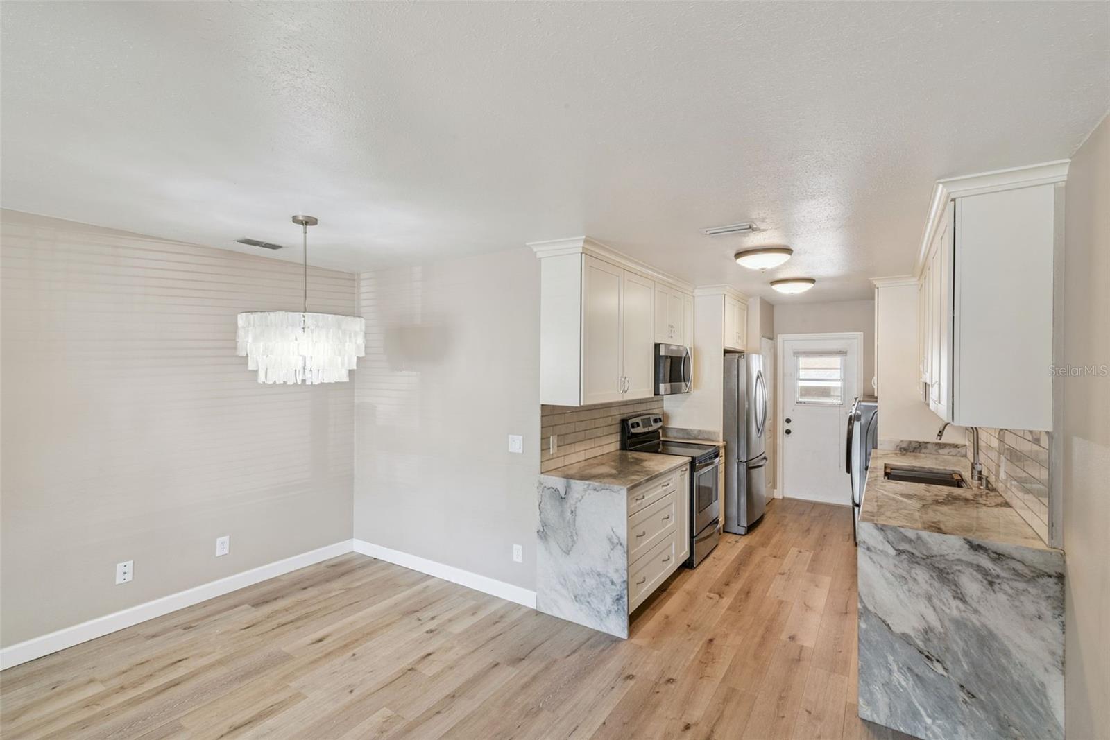 Image 9 of 32 For 30128 Tavares Ridge Boulevard 30128