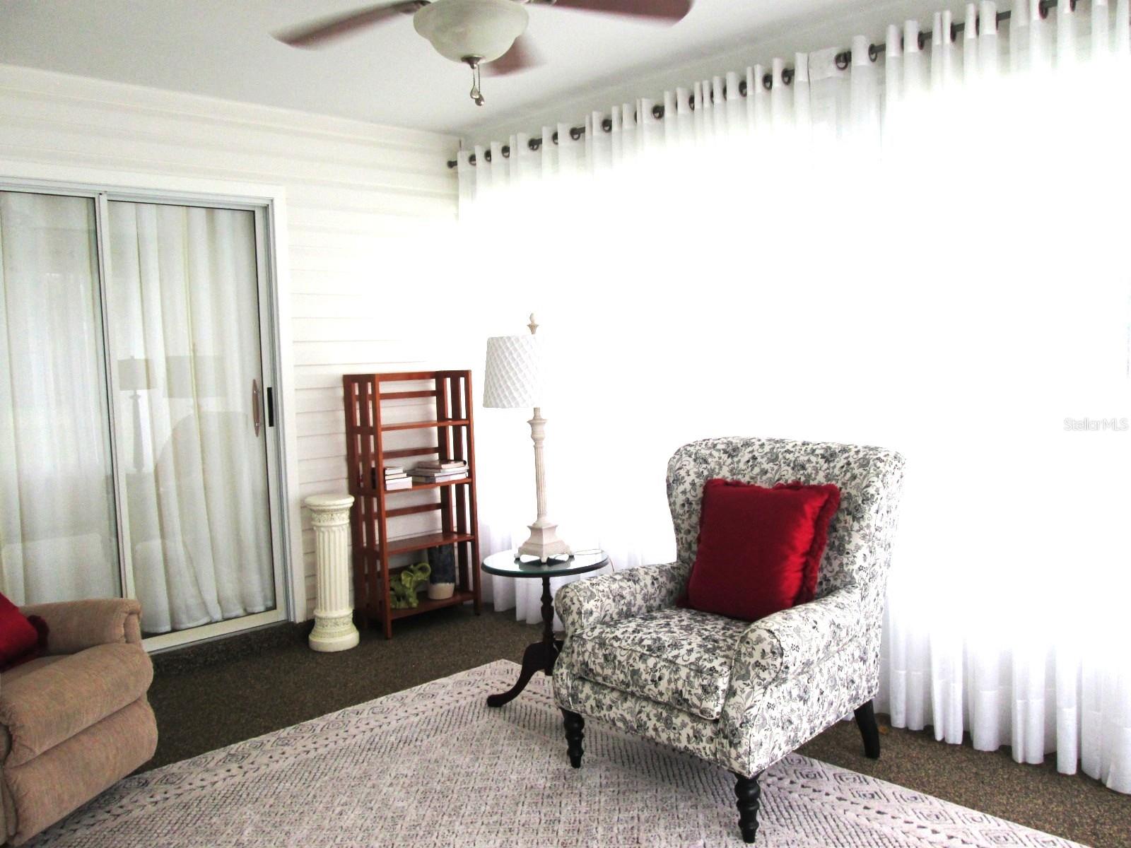 Image 23 of 38 For 1003 Dundee Circle Circle