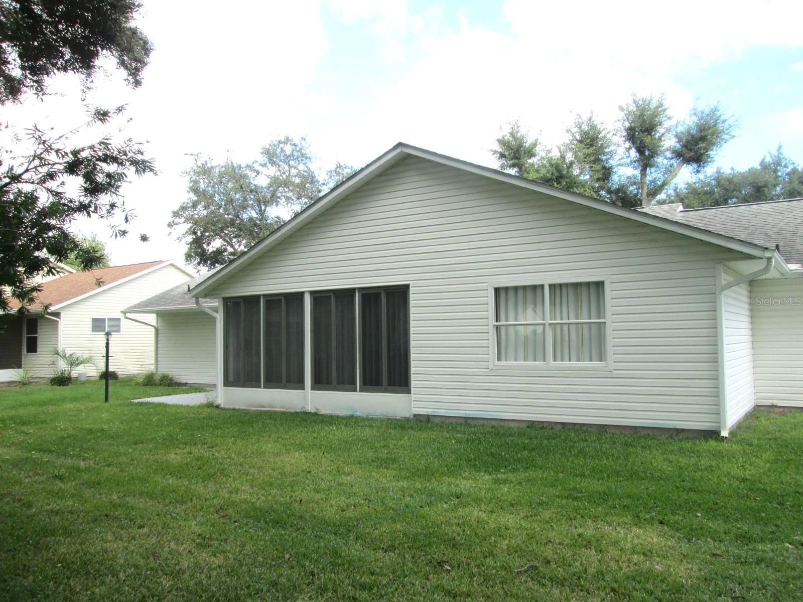 Image 26 of 38 For 1003 Dundee Circle Circle