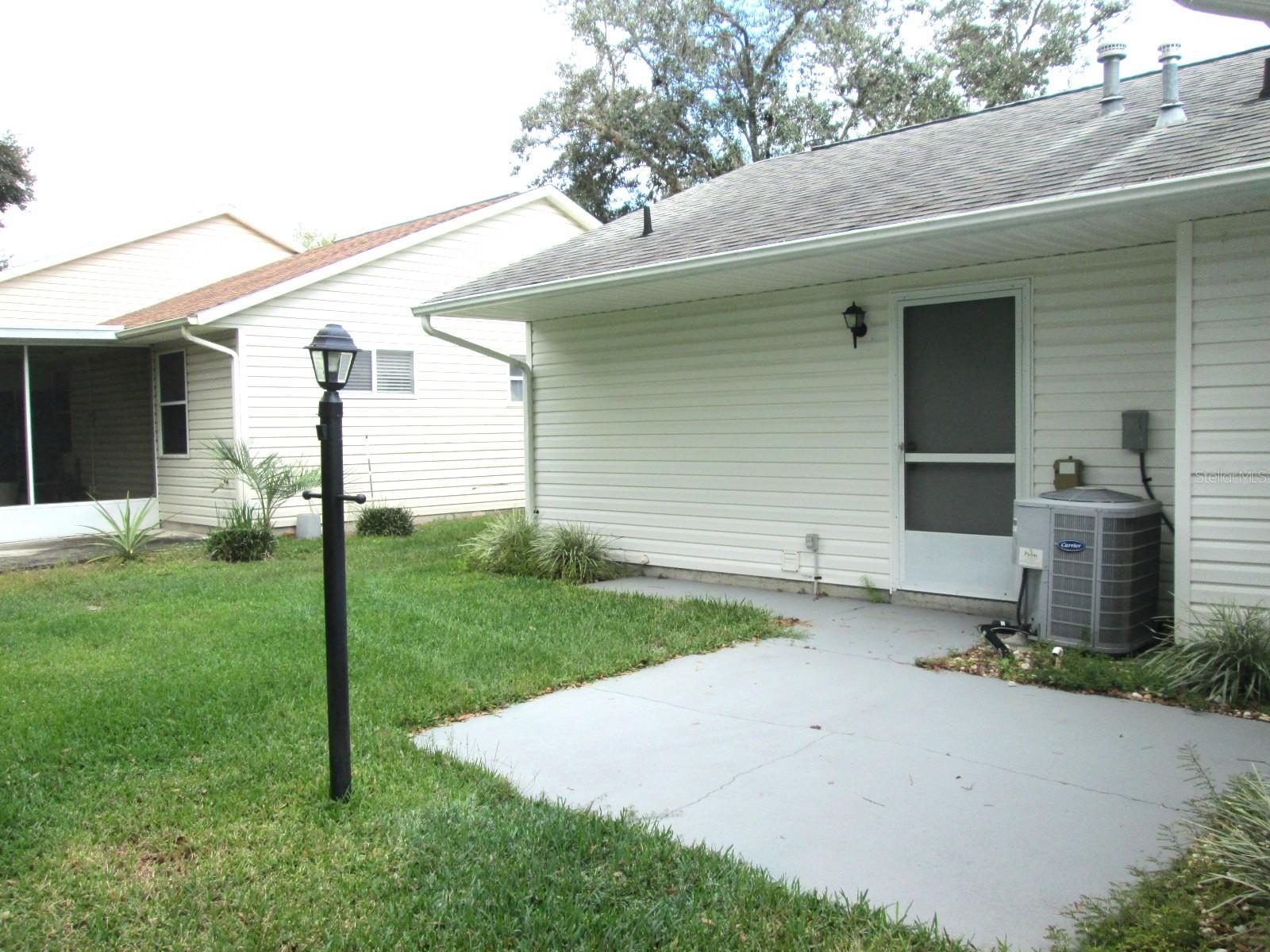 Image 27 of 38 For 1003 Dundee Circle Circle