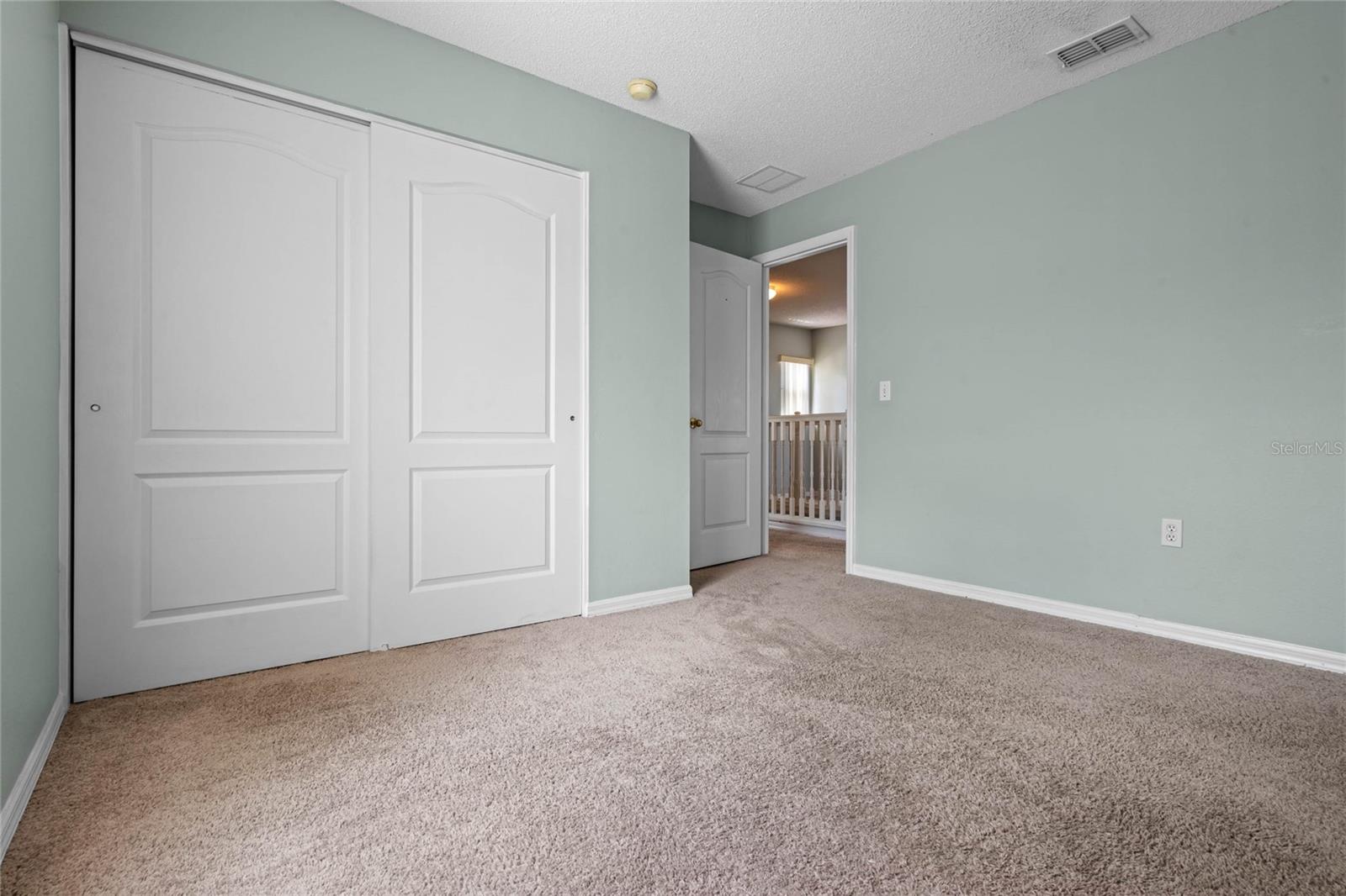 Image 19 of 29 For 305 Roseling Crossing