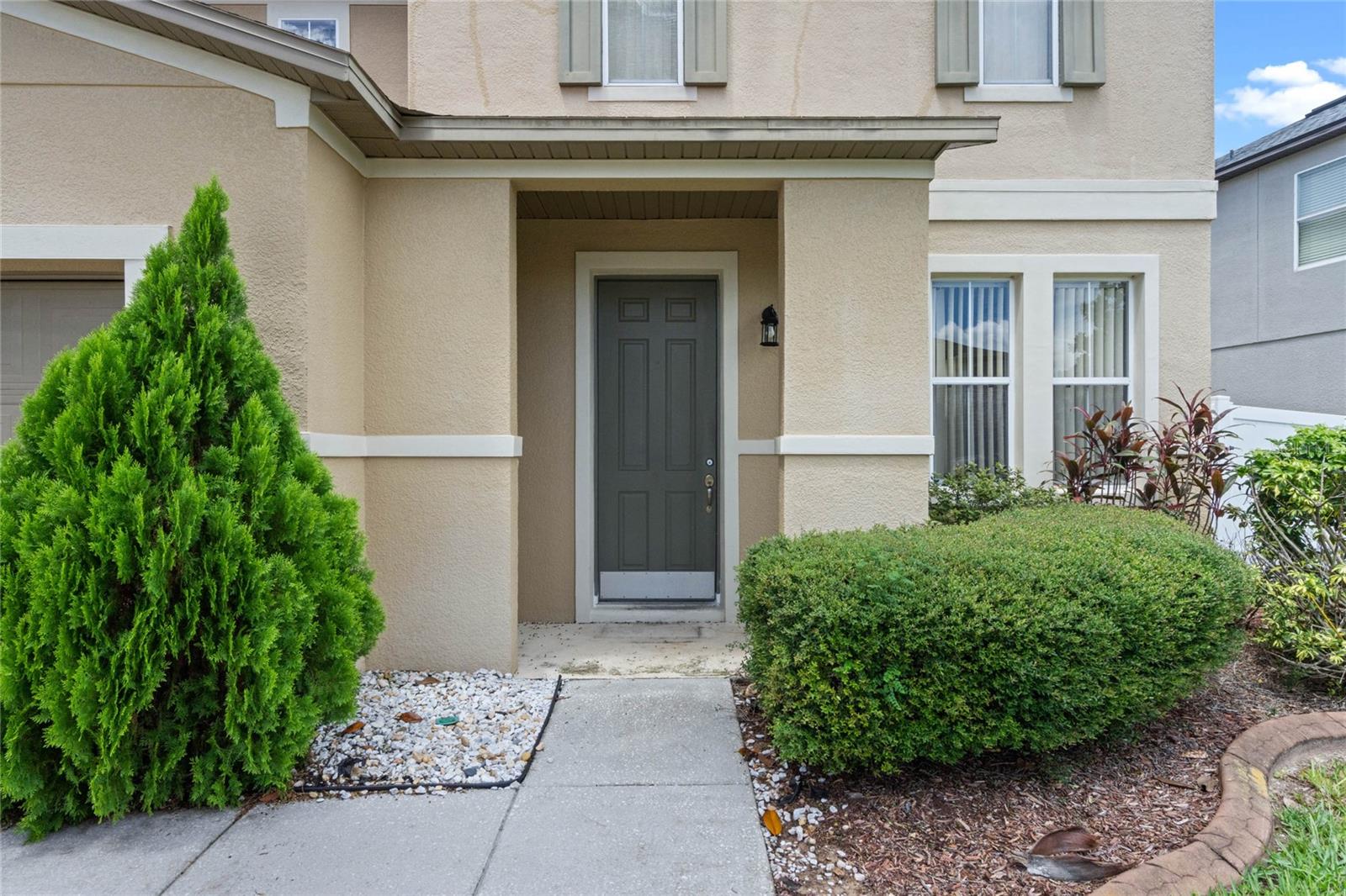 Image 2 of 29 For 305 Roseling Crossing