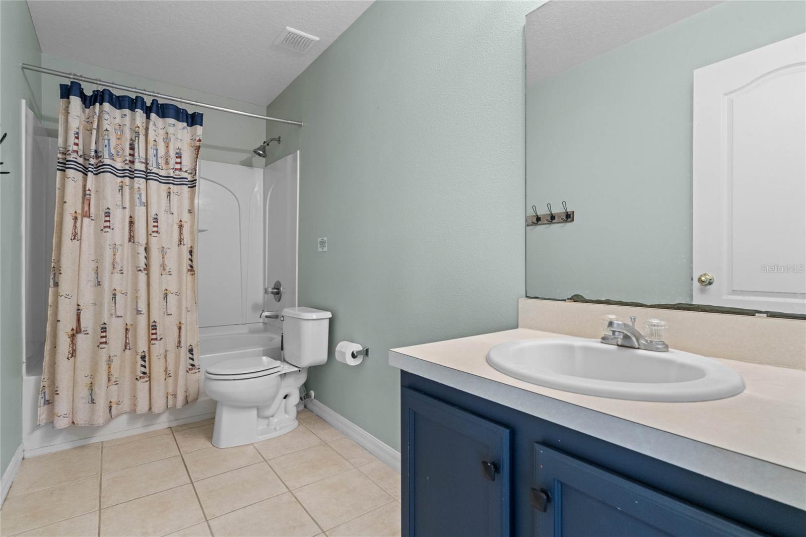 Image 20 of 29 For 305 Roseling Crossing