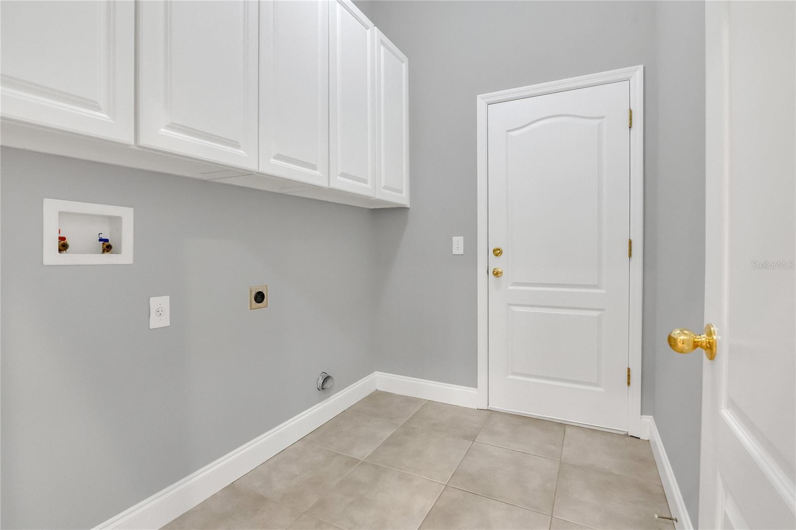 Image 22 of 32 For 144 Lombard Circle