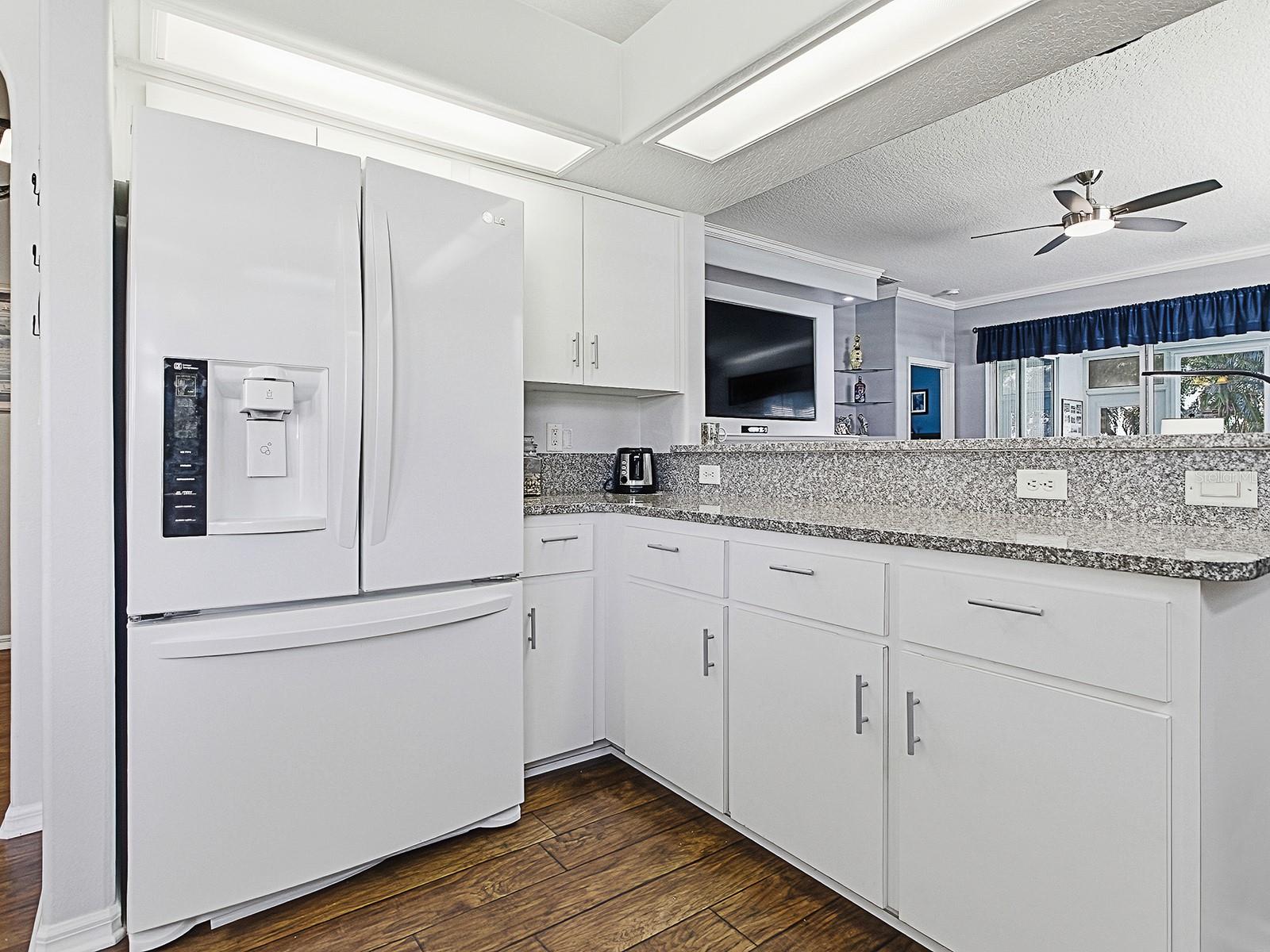 Image 17 of 41 For 3592 Tropical Seas Loop