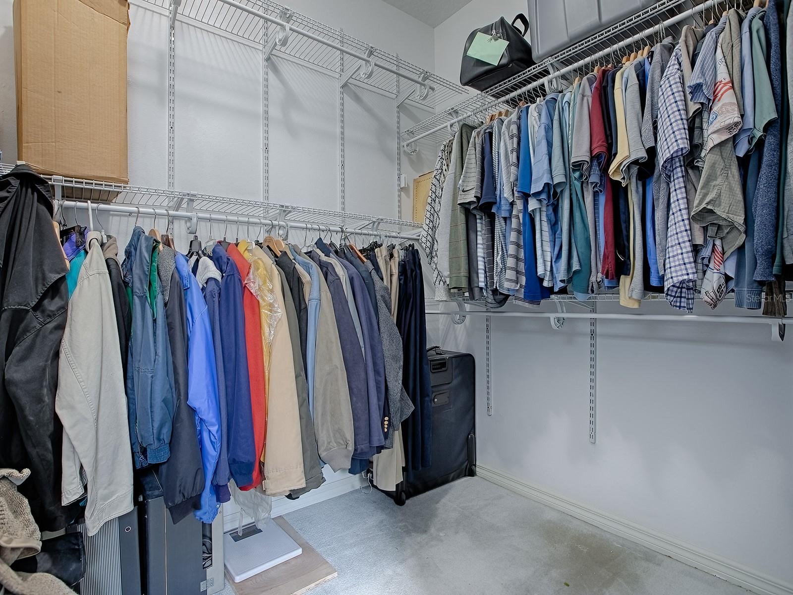 Image 27 of 41 For 3592 Tropical Seas Loop