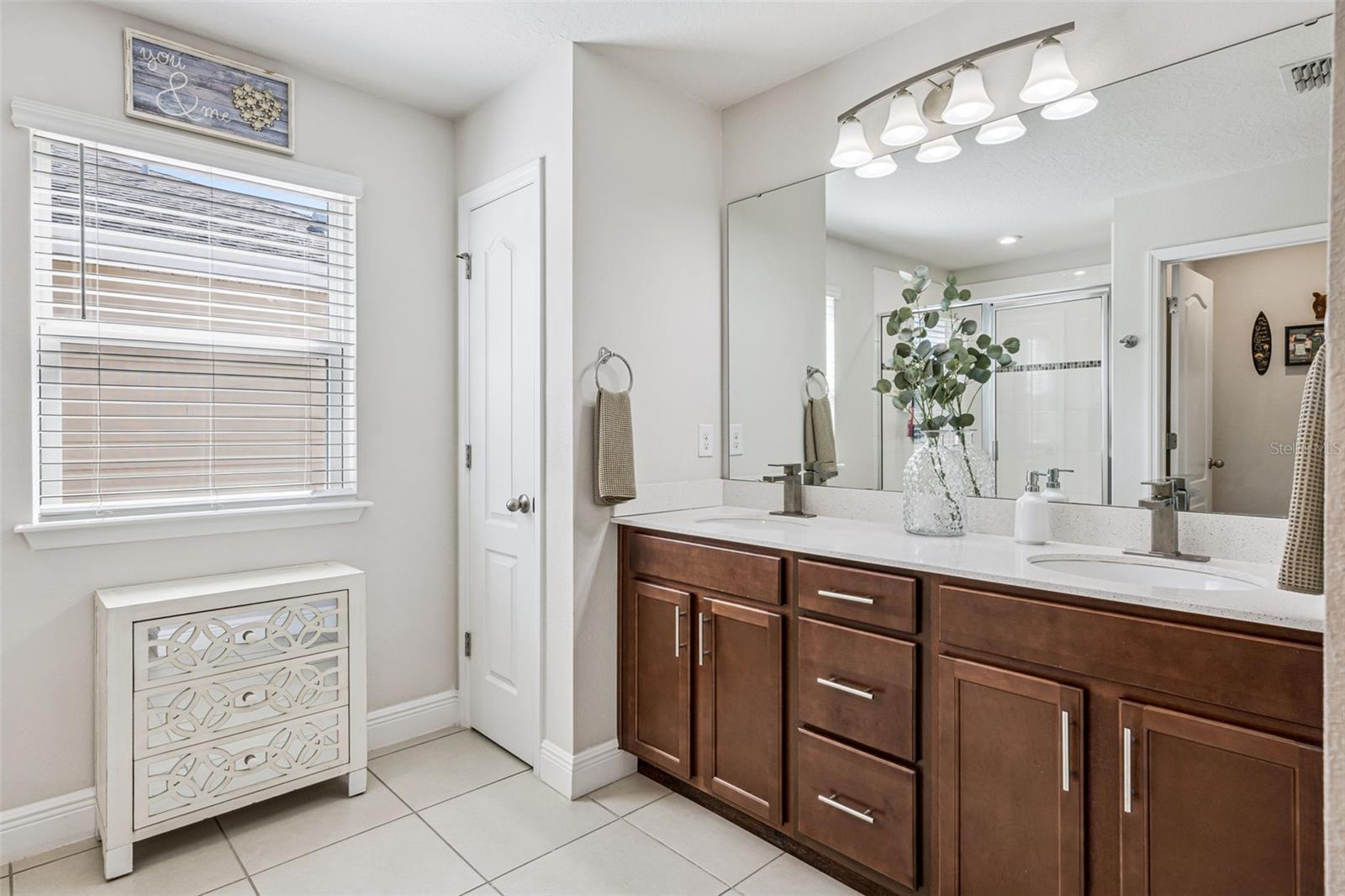 Image 21 of 43 For 17429 Painted Leaf Way